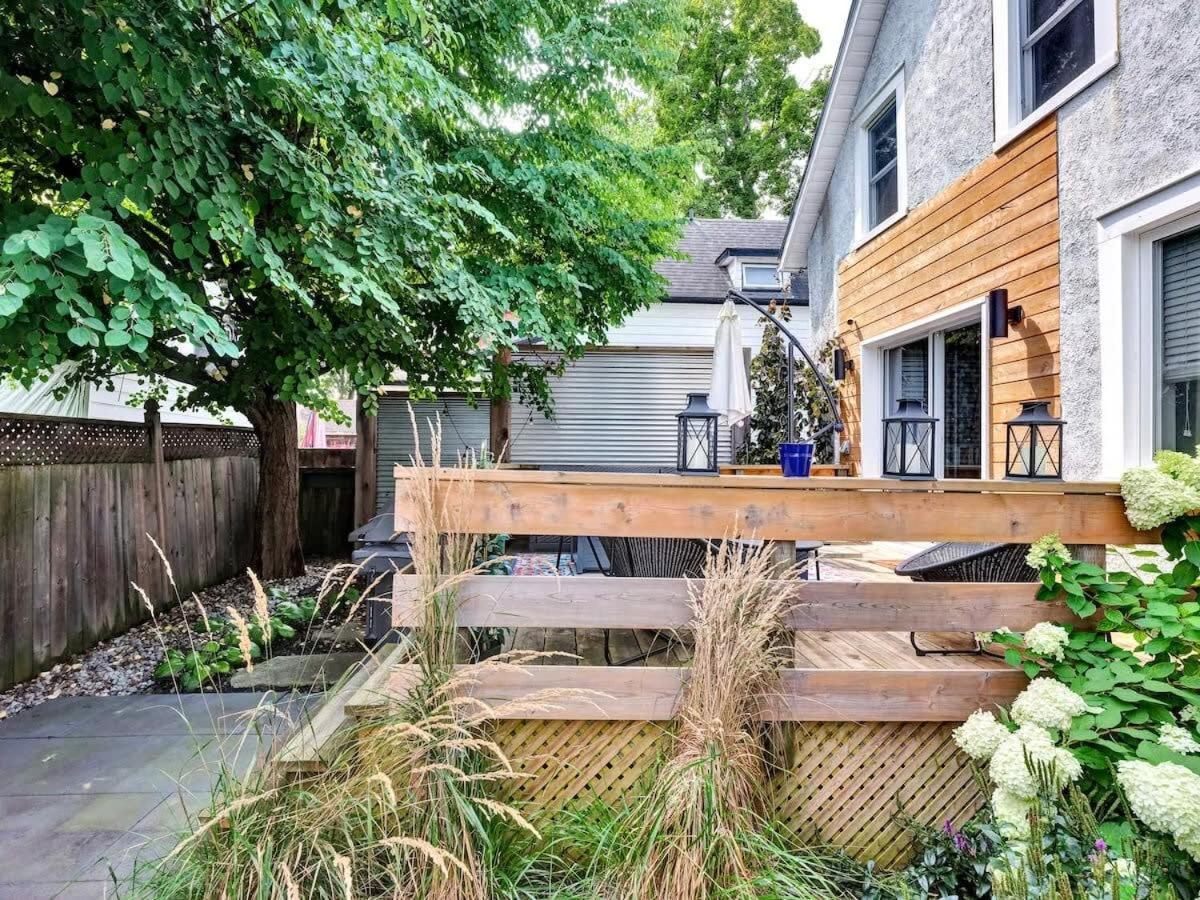 Cobalt Cottage: Picton House with Sandbanks Pass