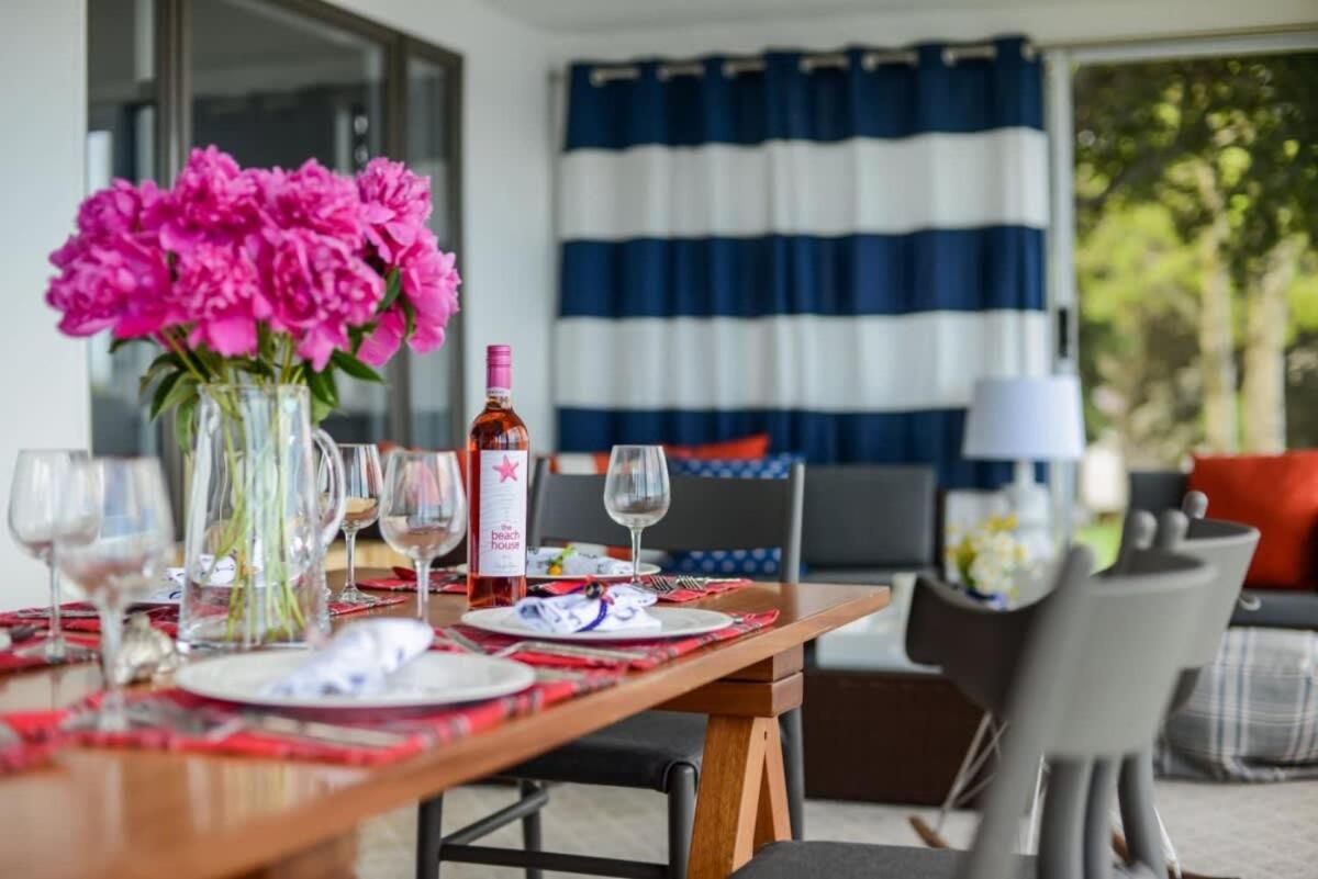 The Verne: Beautiful Waterfront Escape by Picton
