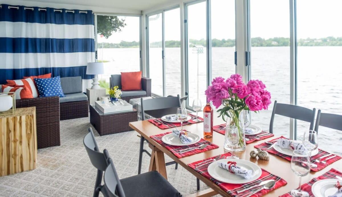 The Verne: Beautiful Waterfront Escape by Picton