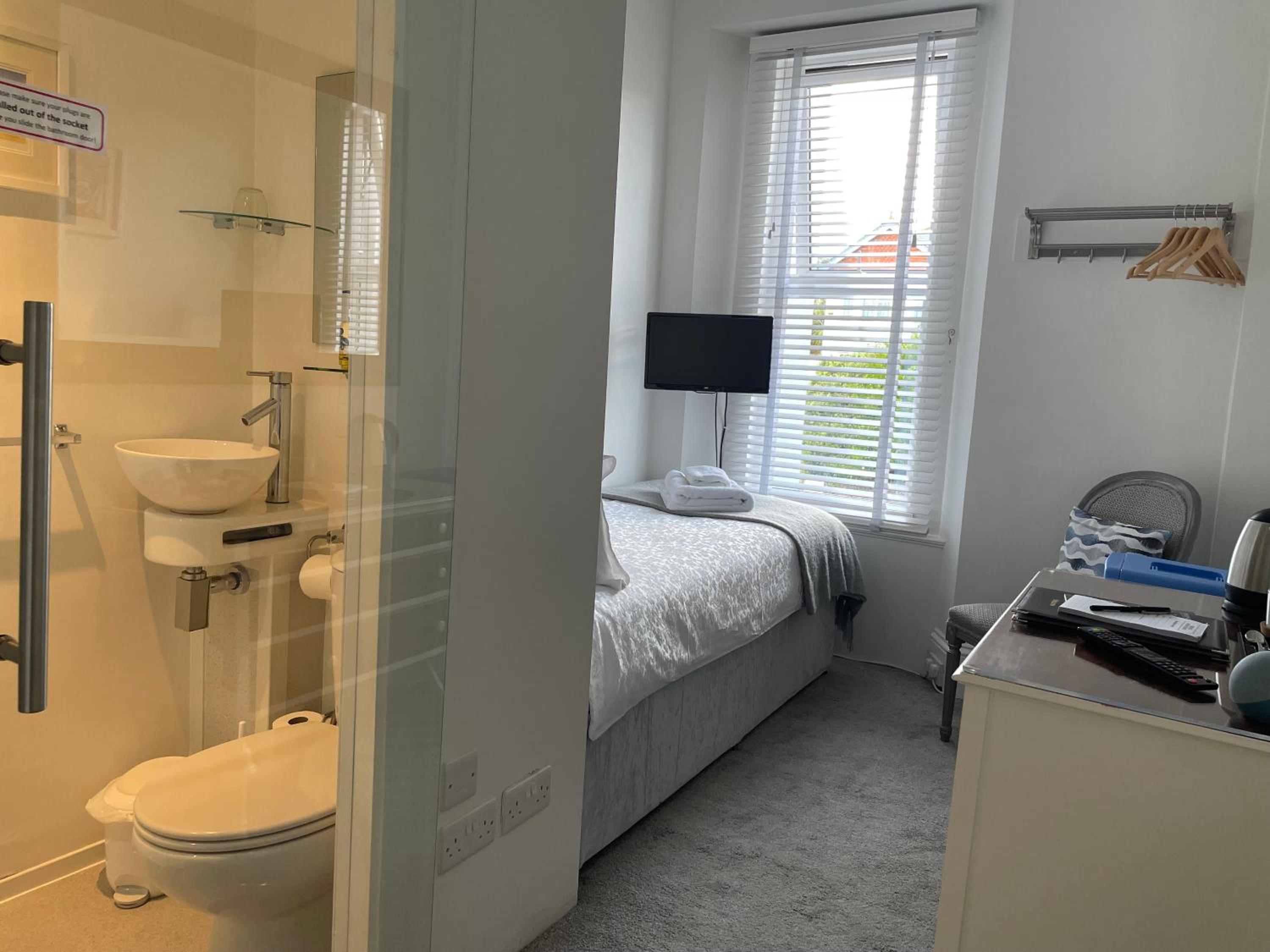 Trefoil Guest House