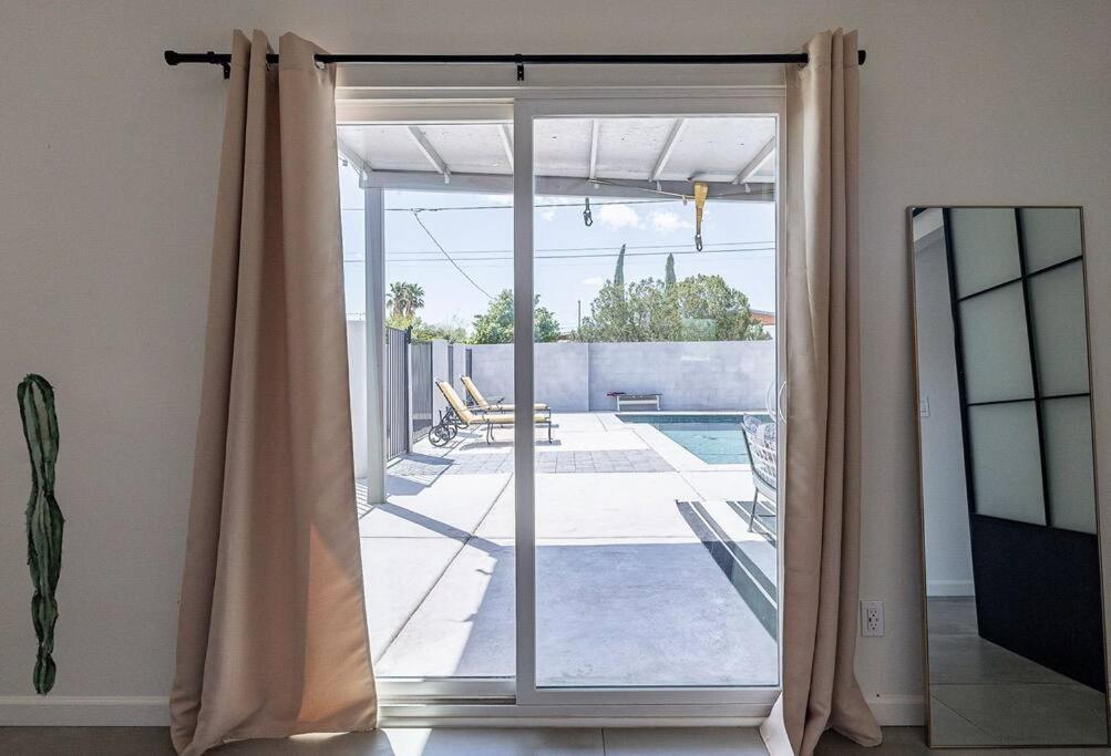 West Tucson Desert Haven - Close to Downtown, Hiking, bikng and more! view 3