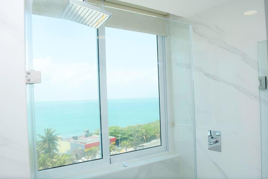 New studio at the Beach, pool, gym, spa 2D