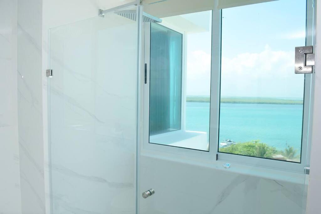 New studio at the Beach, pool, gym, spa 2D