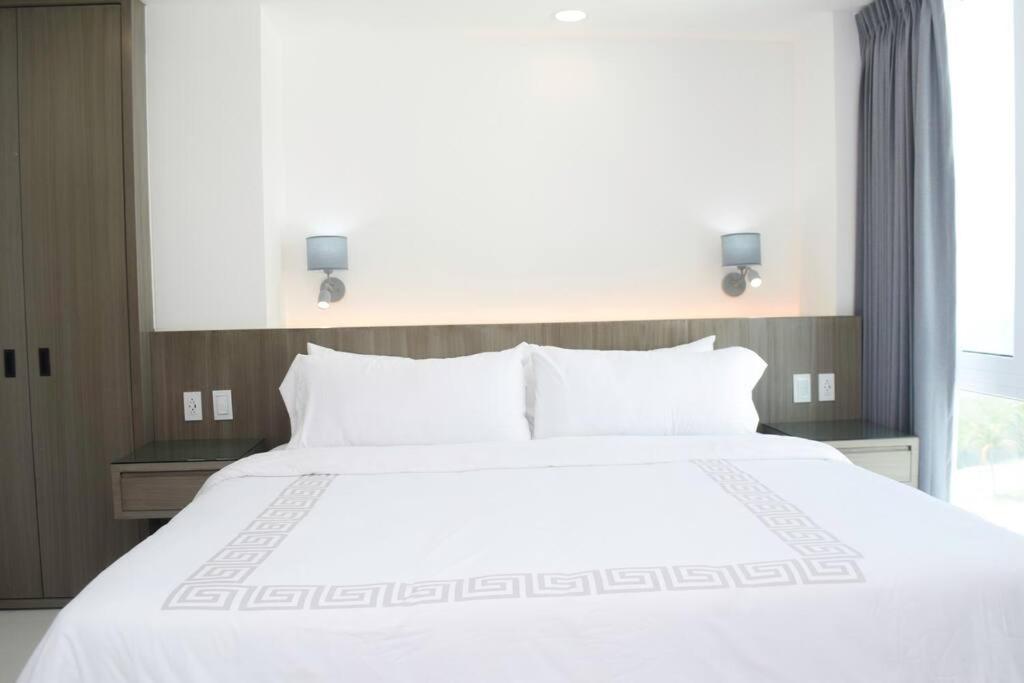New studio at the Beach, pool, gym, spa 2D