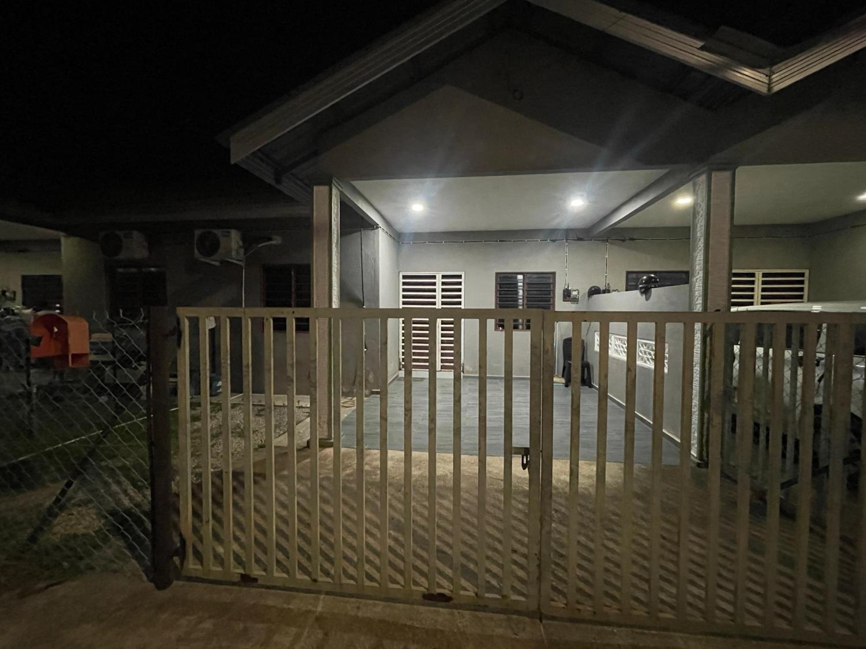 Irdina Homestay Islamic Beserah, Kuantan photo 6