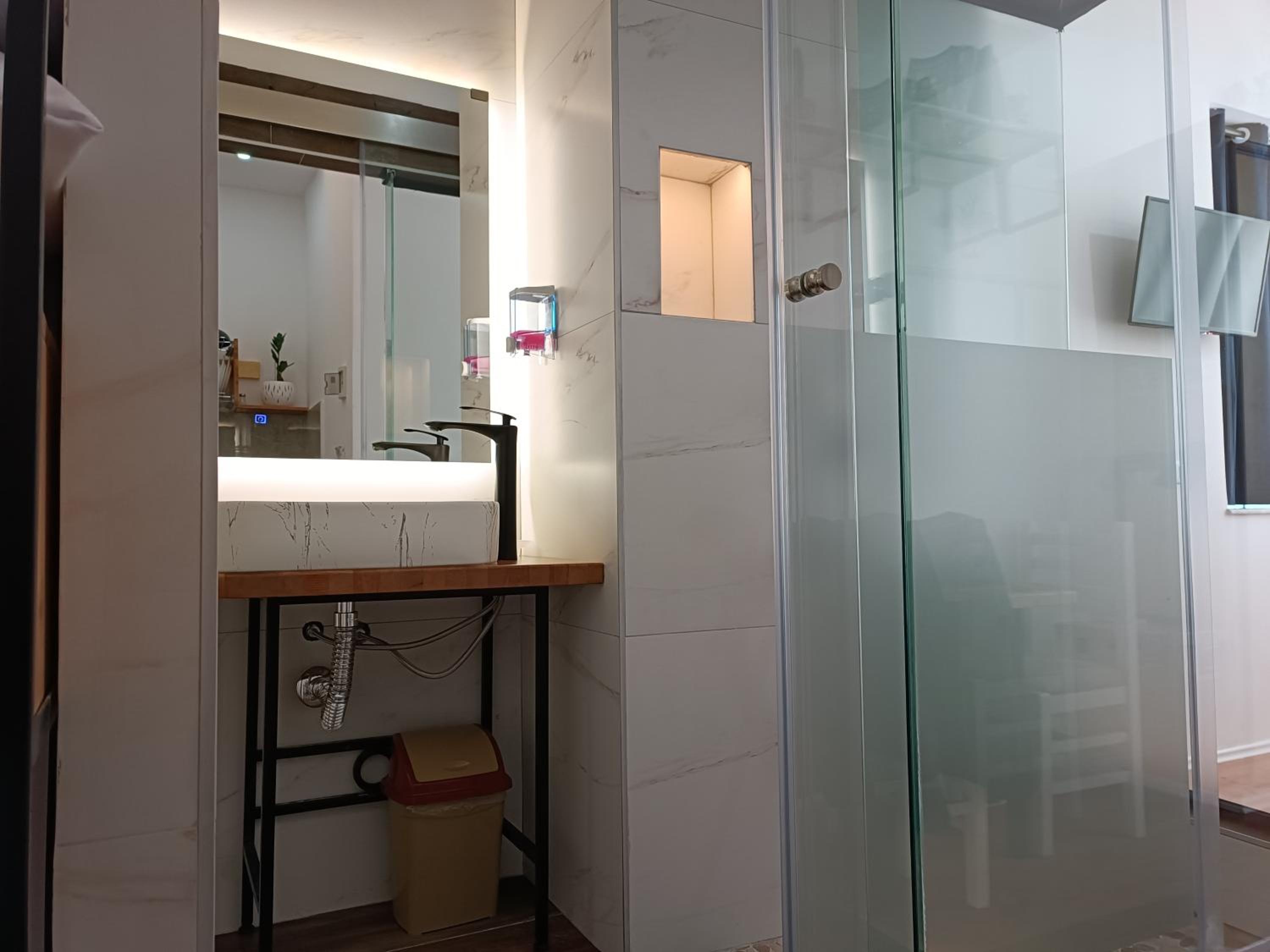 Beautiful modern studio in Bllok