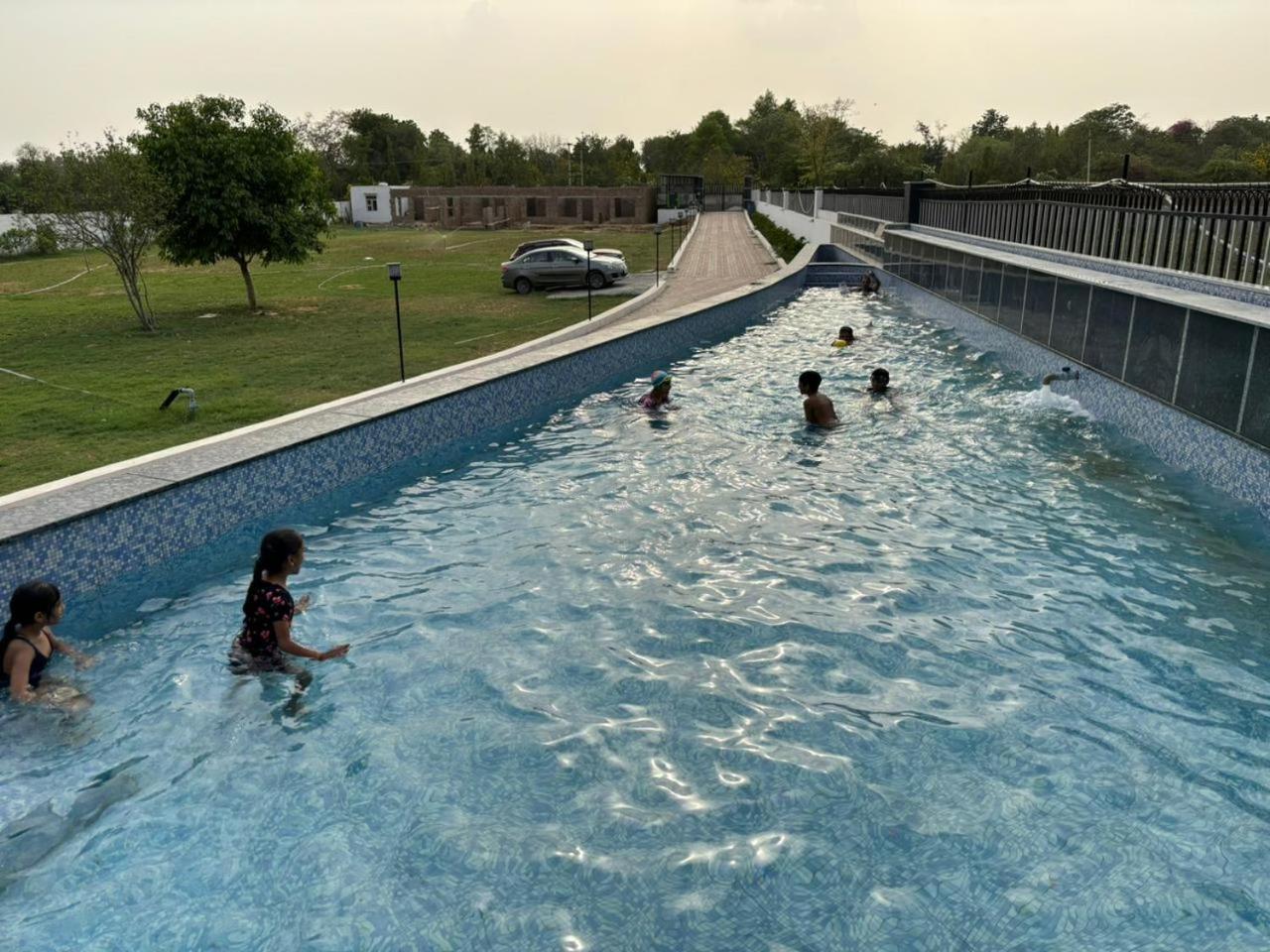 Ayaansh Resort- Westin Sohna Complex 1 - 3 - 4- 7 - BHK view 5