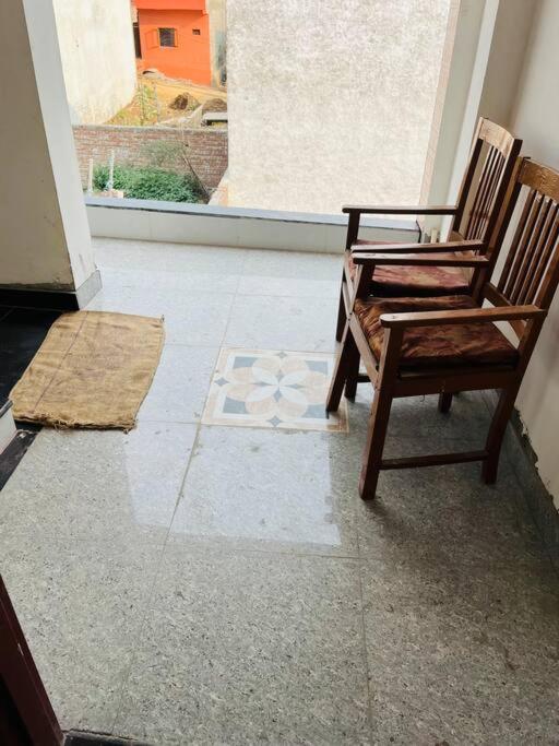 1 cozy room in homestay with kitchen and pvt bathroom view 5