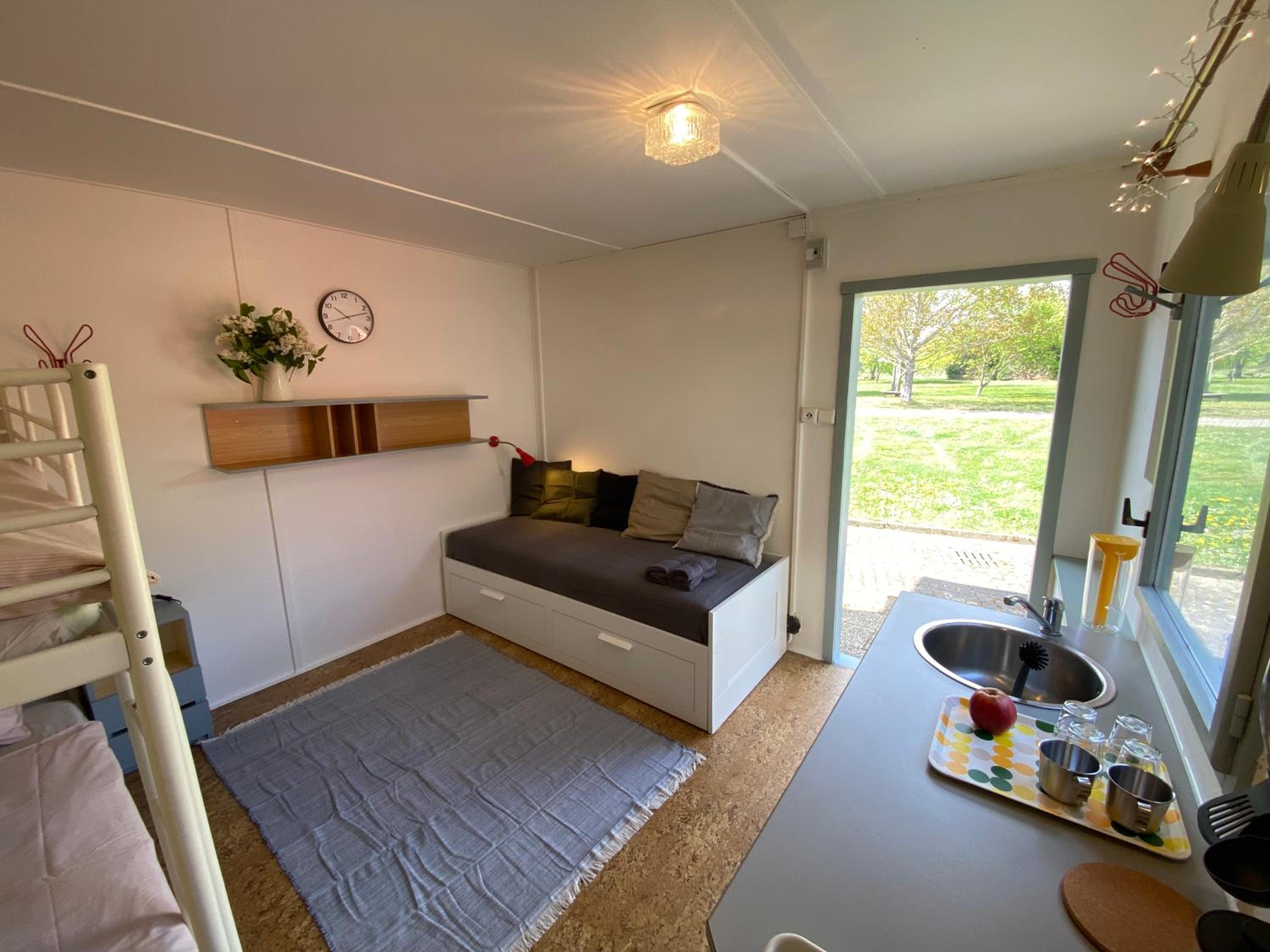 Prague Camping Dzban