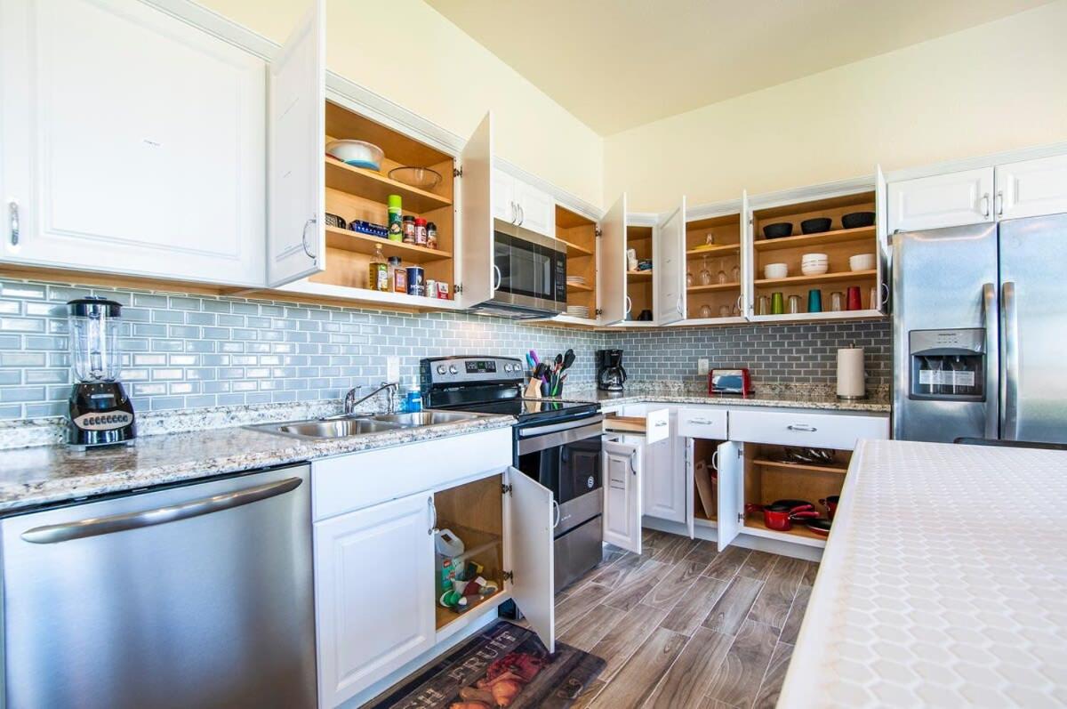 2B- Coolidge Arizona modern masterpiece 2 bd #2B