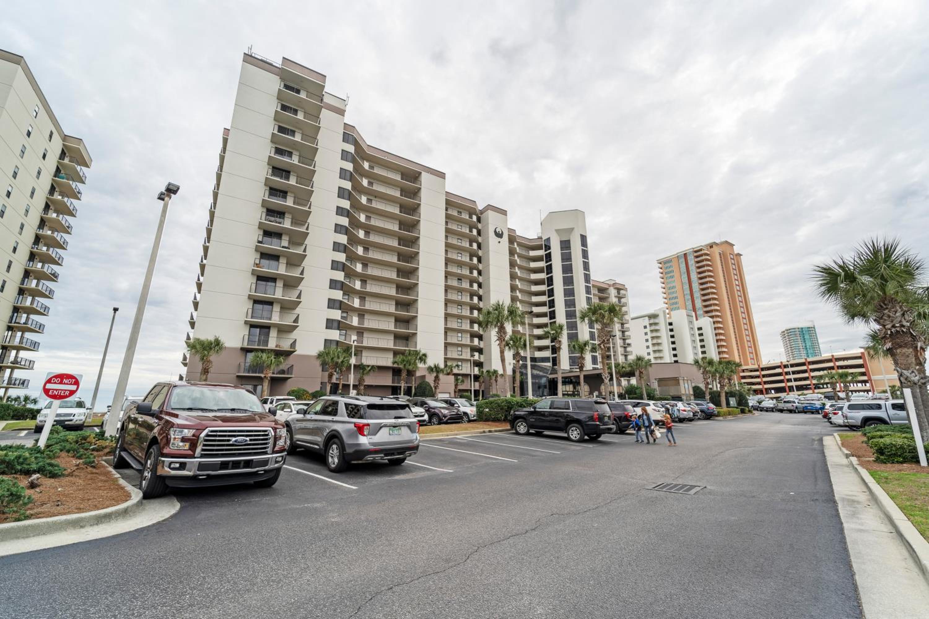 Hotel Phoenix VII 714 by Liquid Life - Image 1