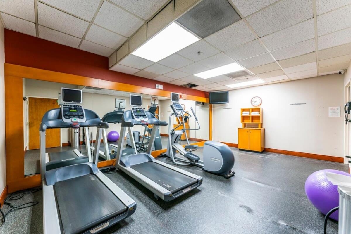 Scottsdale 2 bd 2 ba furnished apt 4 full beds view 4