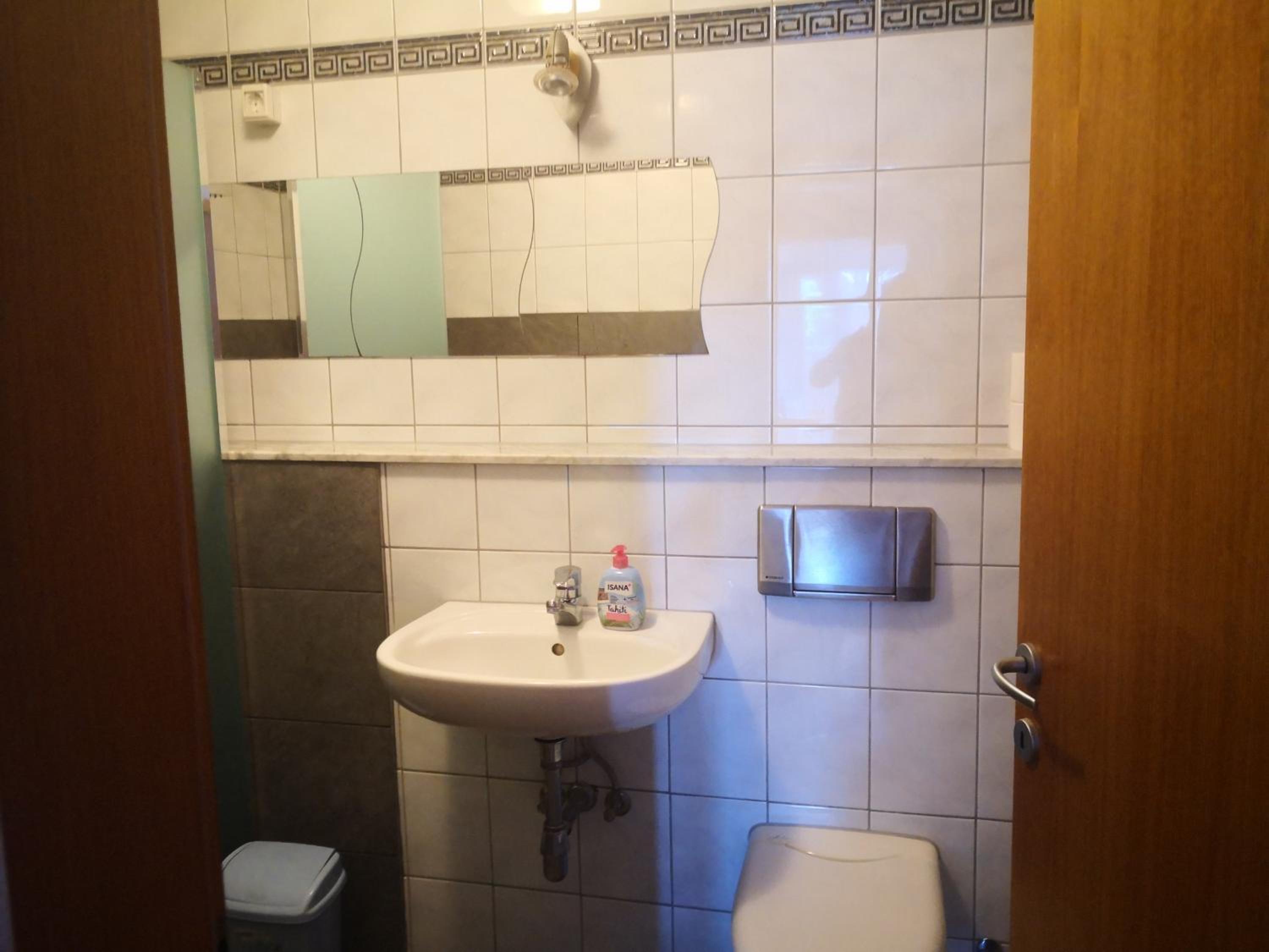 Photo 32