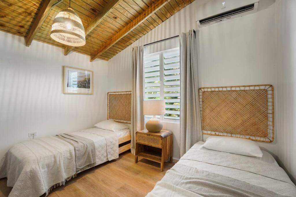 Boho Retreat Beach Pool Central AC Generator