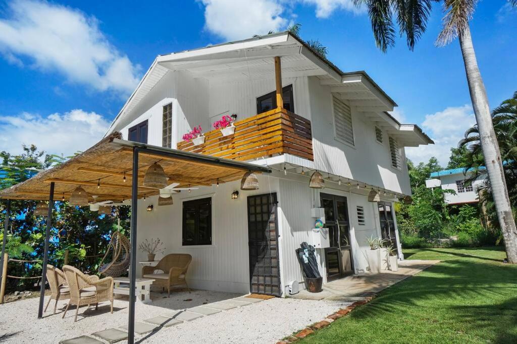 Boho Retreat Beach Pool Central AC Generator