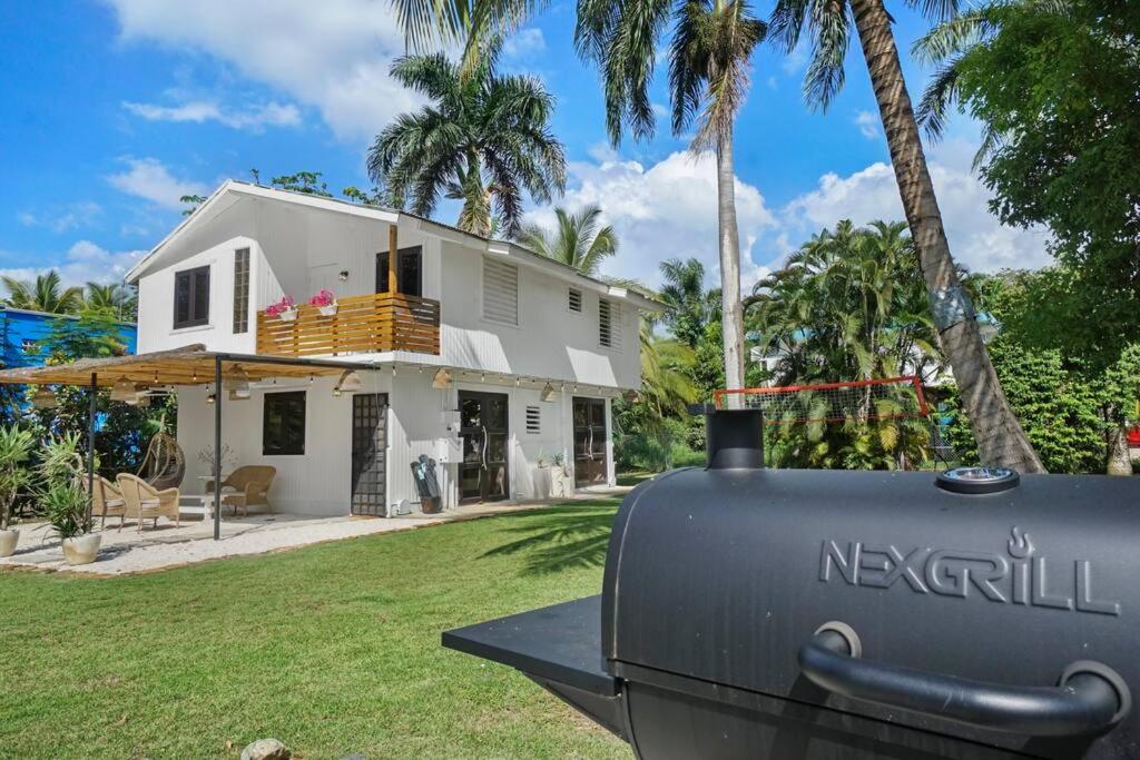 Boho Retreat Beach Pool Central AC Generator