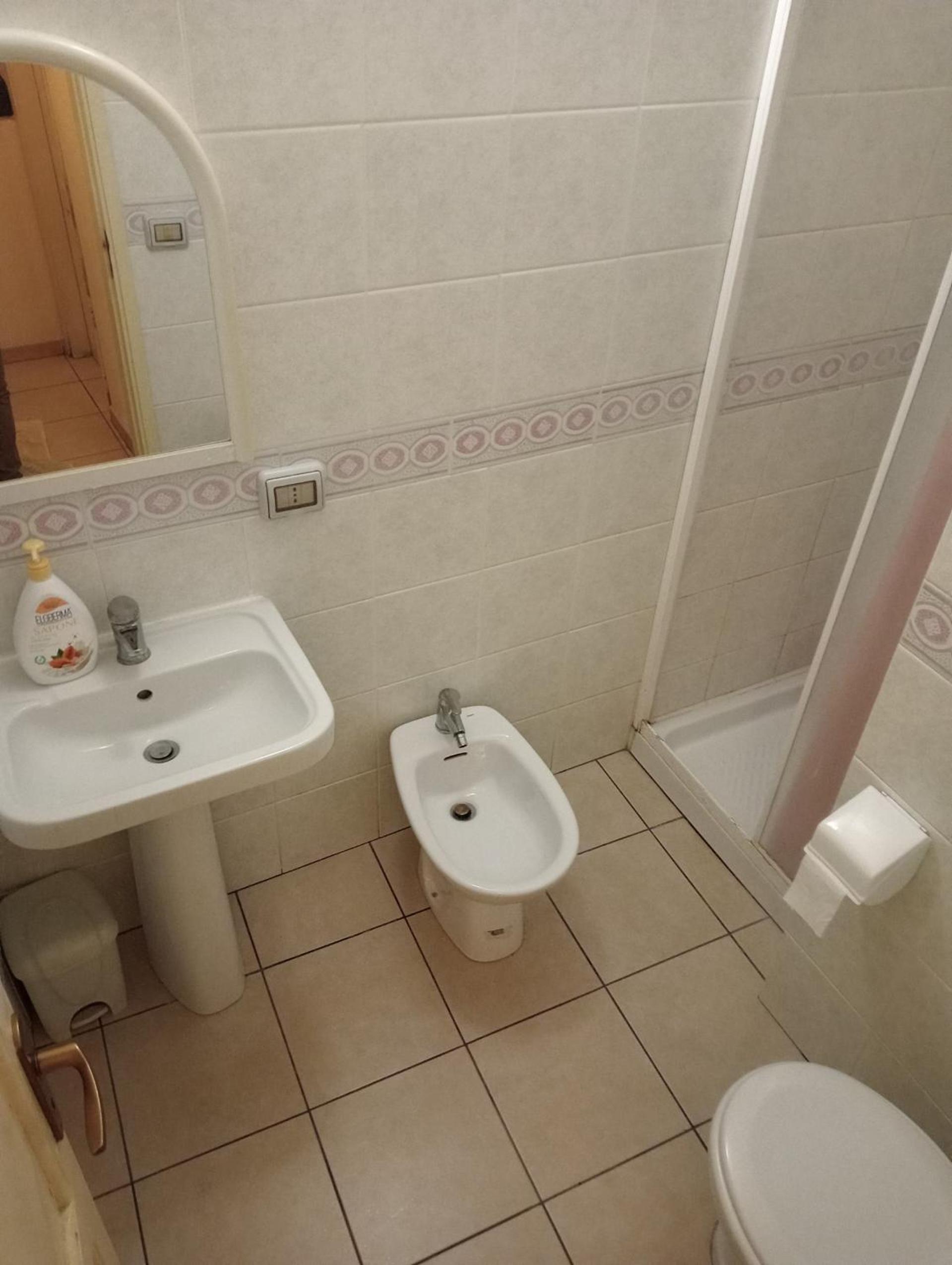 La Locanda en Cefalù — bathroom