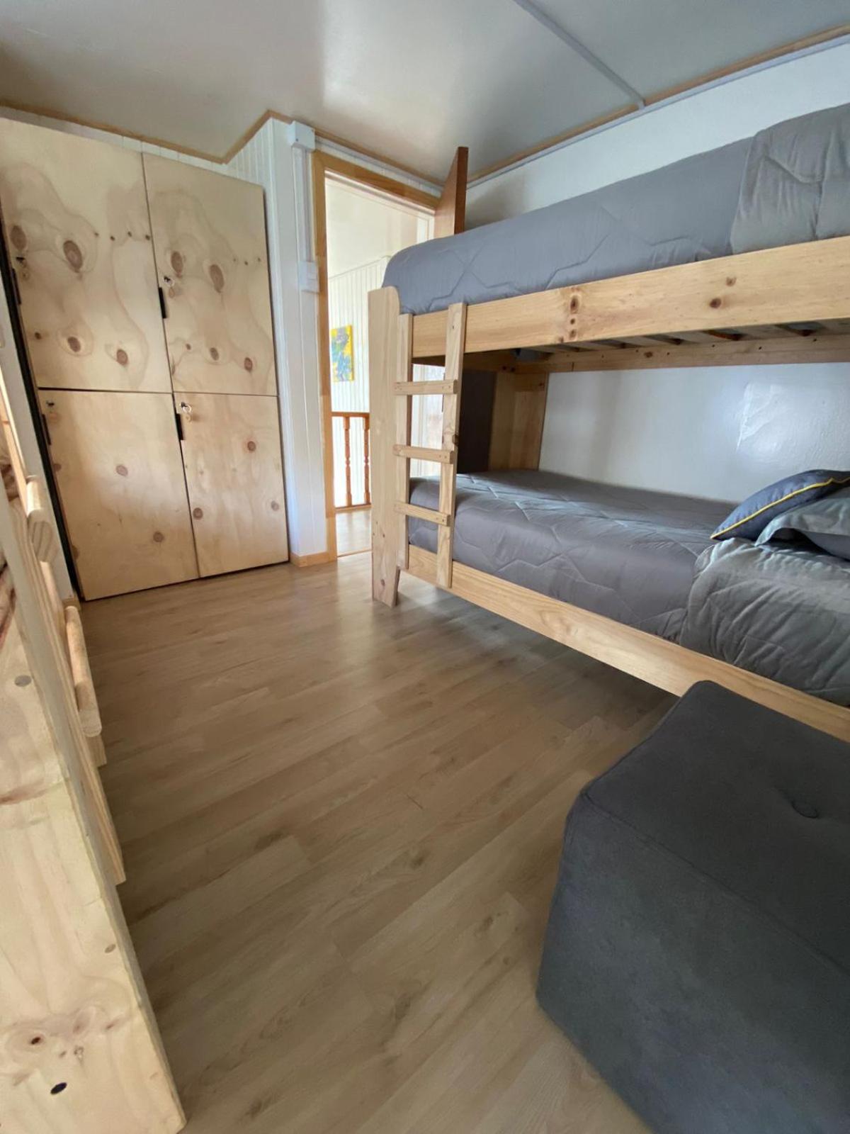 Refugio Ballena Hostel