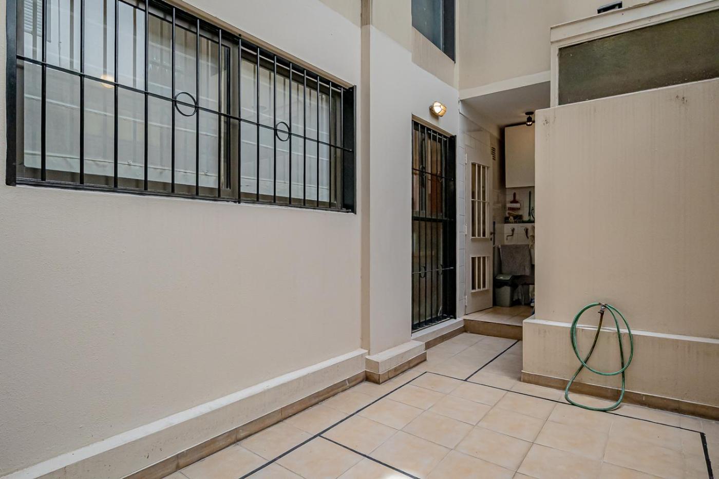 Apartamento con Terraza en Parque Centenario