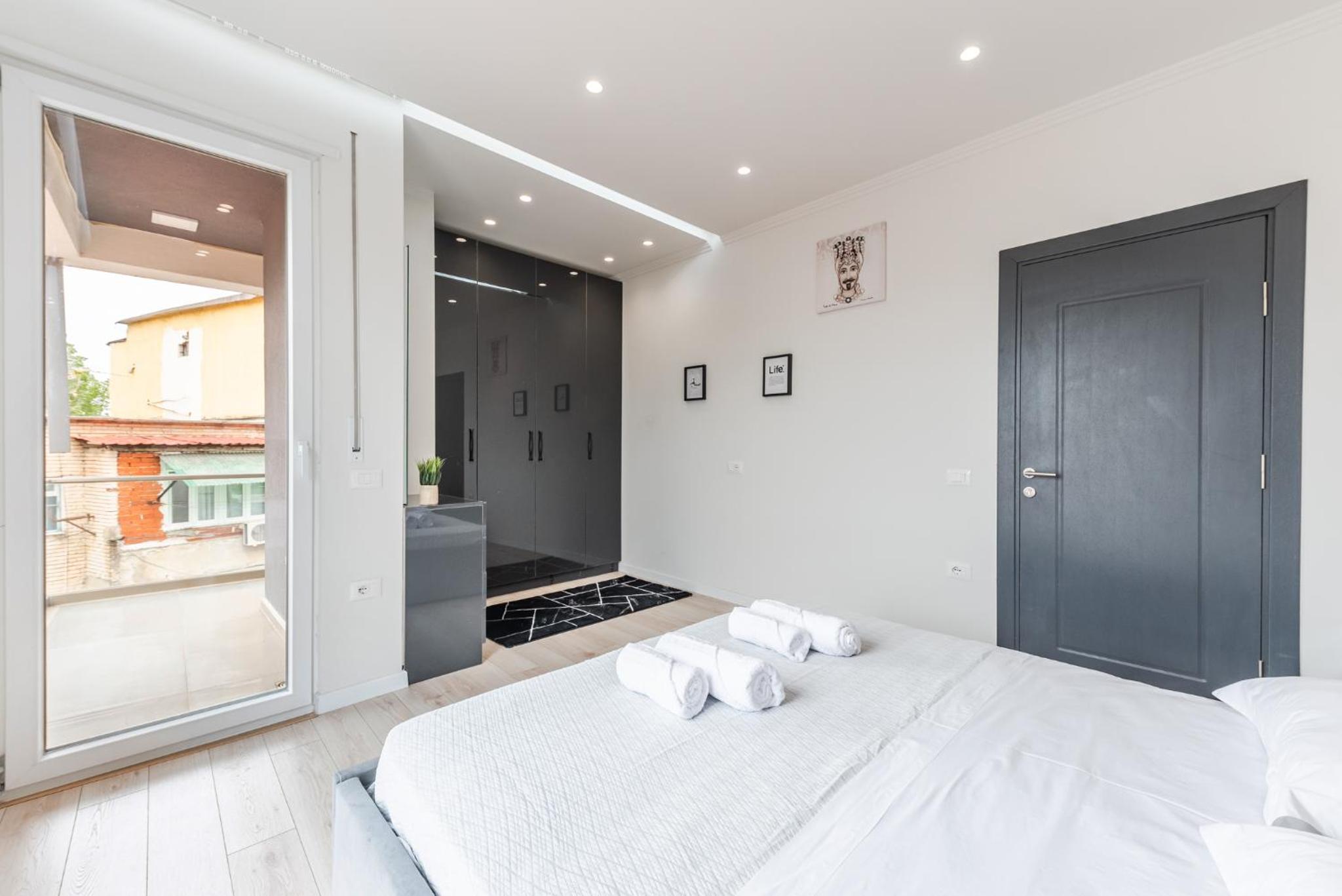 Mumba Apartments by Kondo Stays