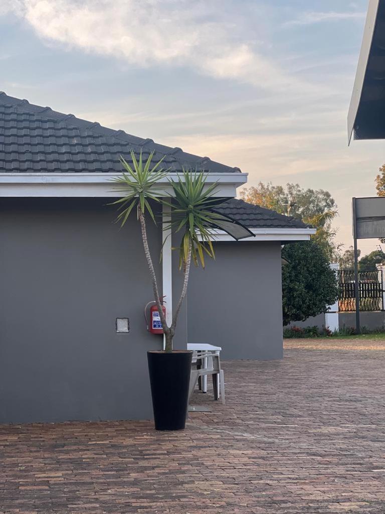 LuxuryLodge near OR Tambo
