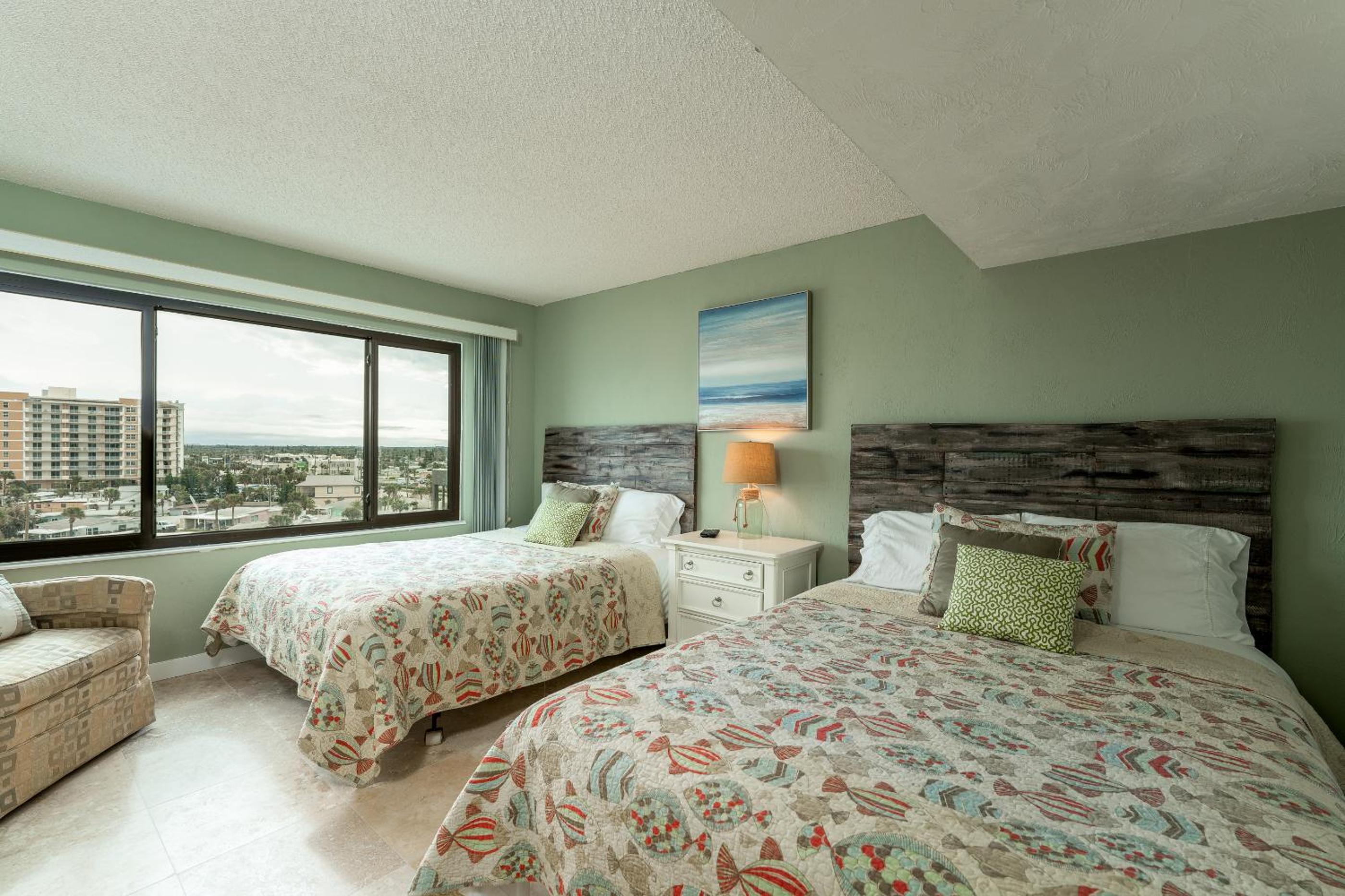 Luxury, Direct Oceanfront Unit and Balcony, Southeast Corner, Heated Pool, Garage Parking