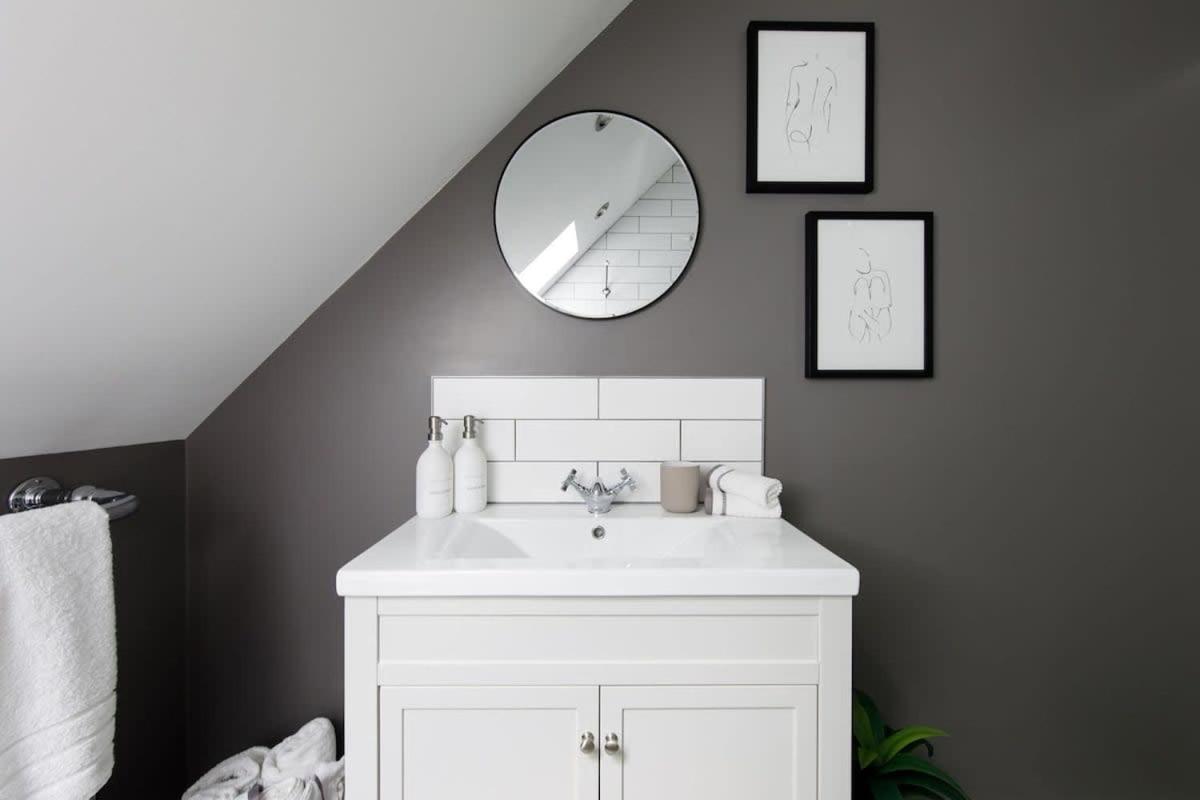 Chichester Vacations - Stylish Self-Contained Countryside Accommodation - Property Image 3