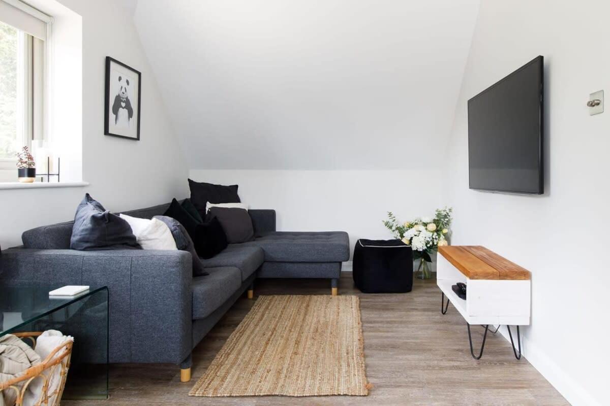 Chichester Vacations - Stylish Self-Contained Countryside Accommodation - Property Image 4