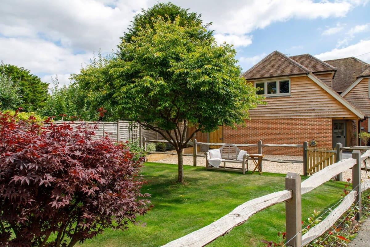 Chichester Vacations - Stylish Self-Contained Countryside Accommodation - Property Image 10