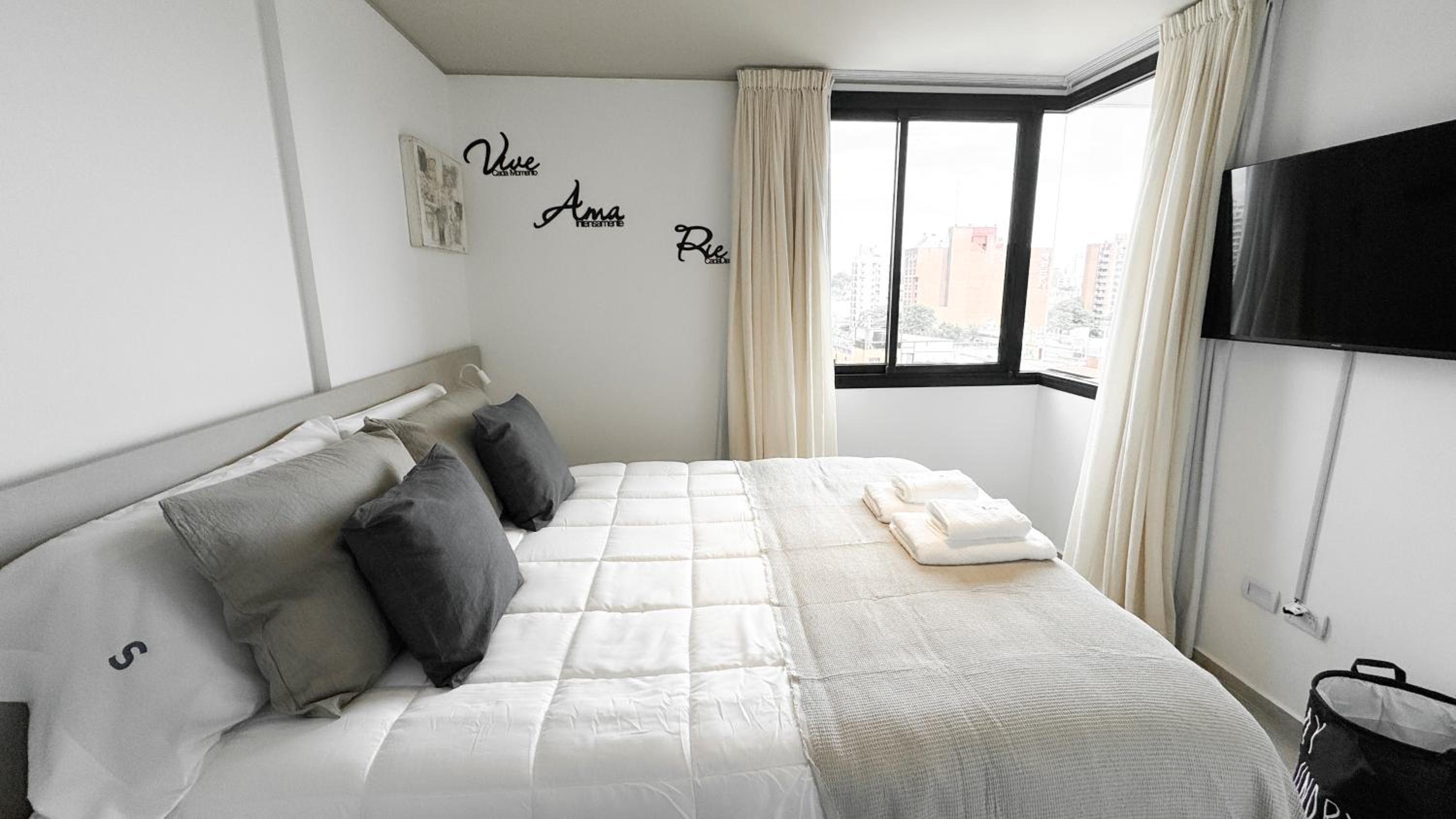 SERIETÁ 1 dormitorio con pileta y terraza