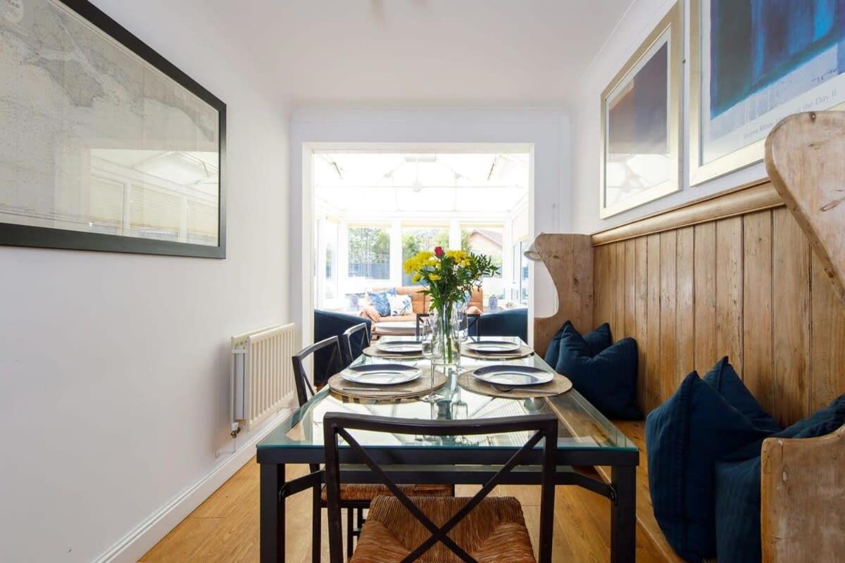 Wonderful Seafront Home - Panoramic Ocean Views