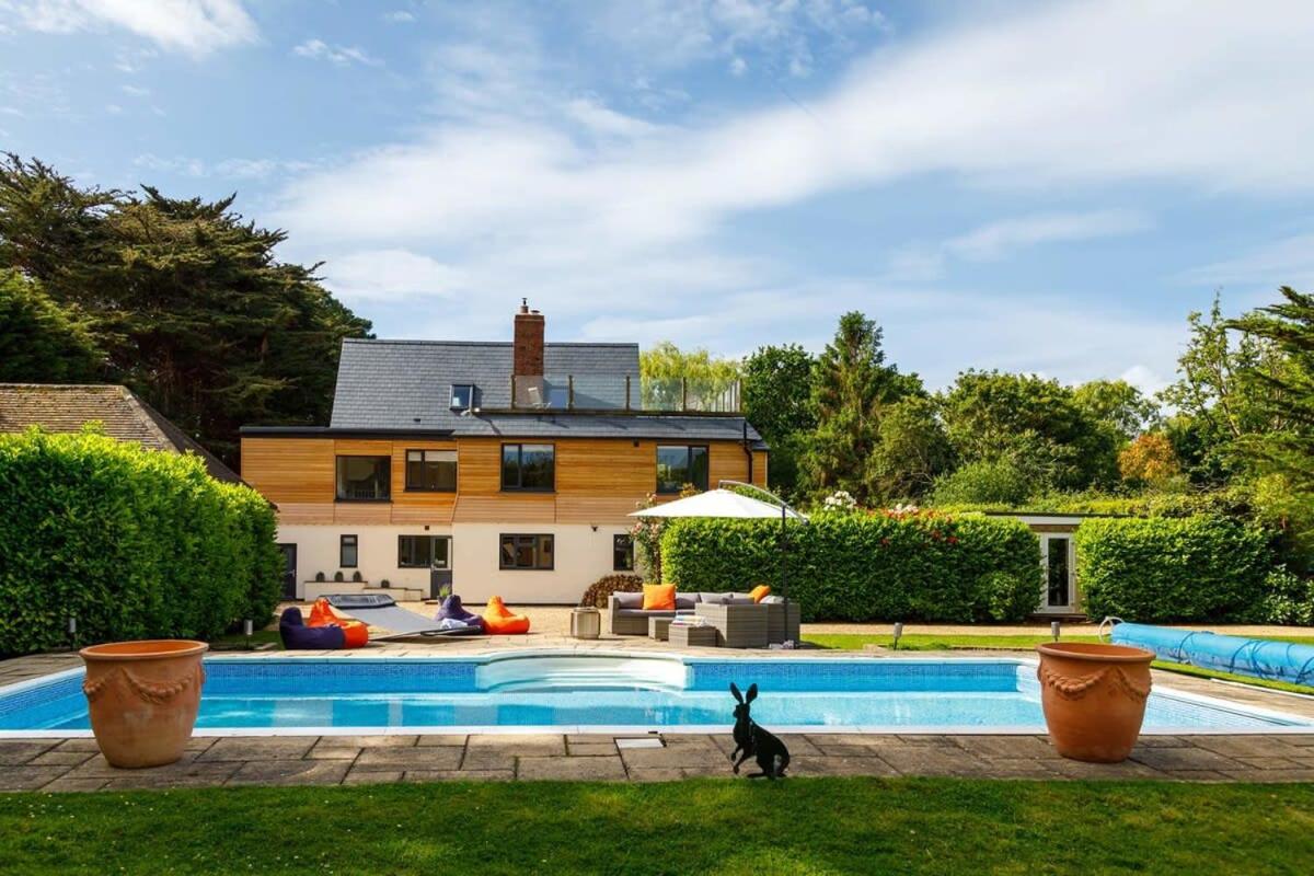 Stunning 5BR Home with Pool - 5 min to Beach view 5