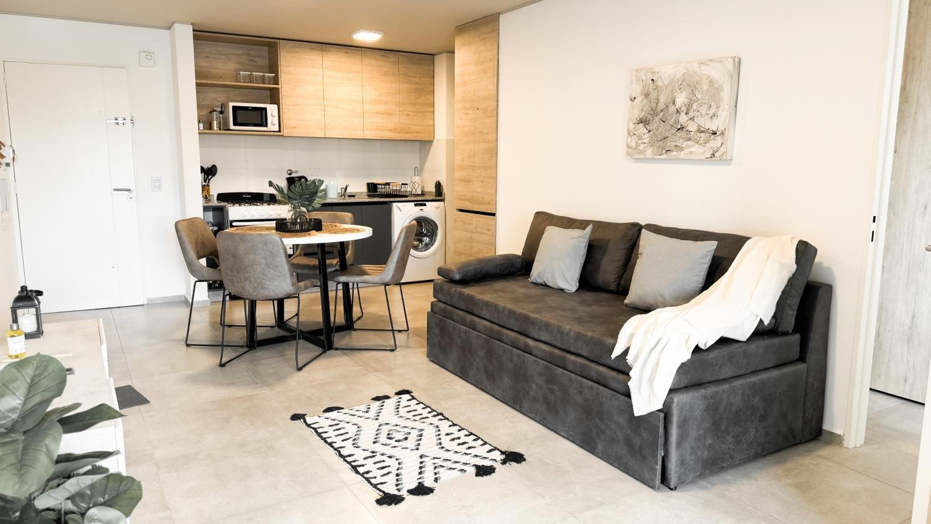 SERIETÁ 1 dormitorio con pileta y terraza