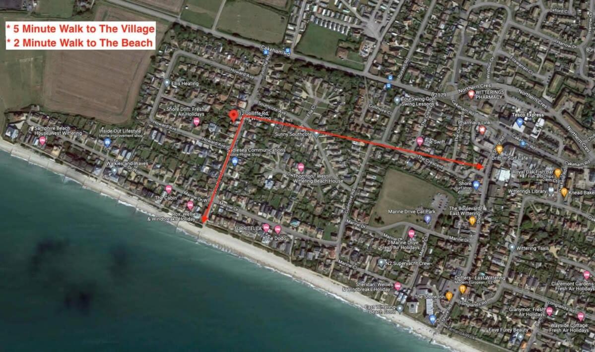 Bright & Modern 4 br House 100 metres from Beach view 5