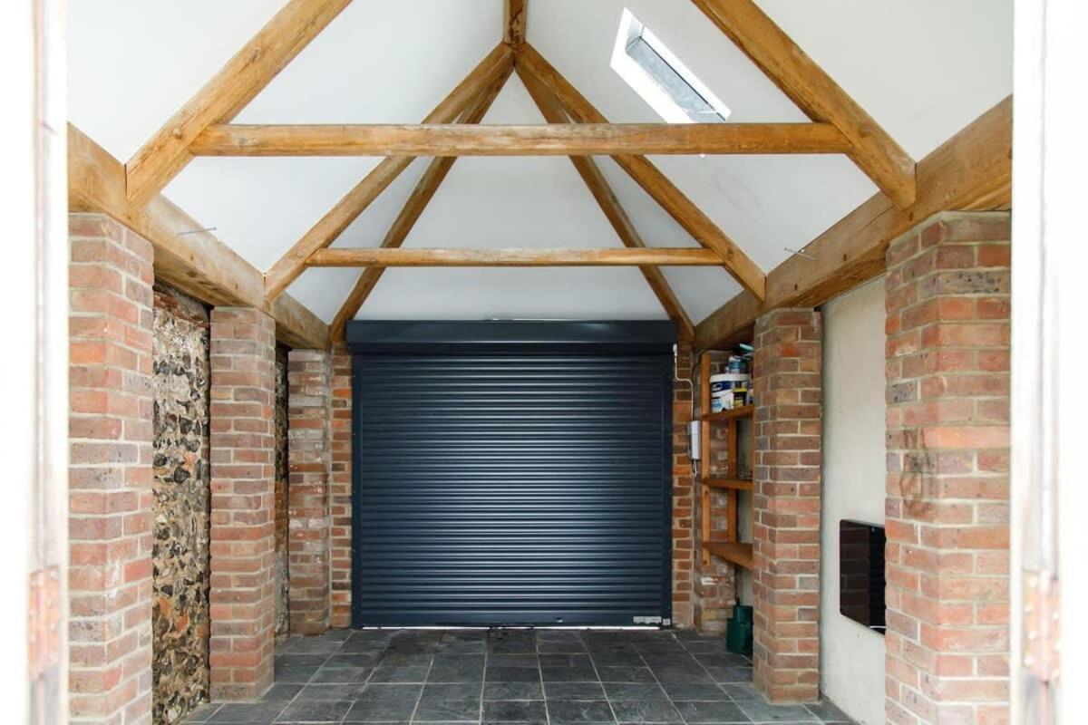 Charming four-bedroom central townhouse