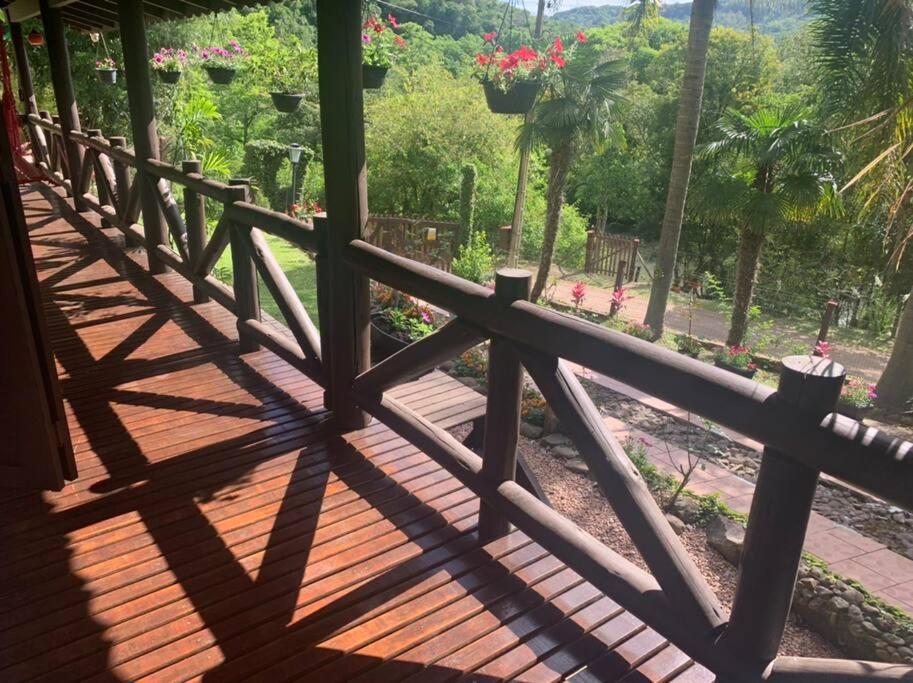 Sítio em área rural, ao pé da Serra Gaúcha.