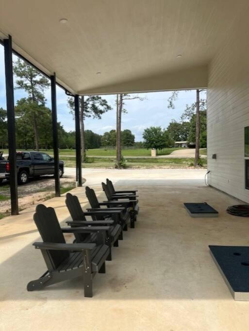 Waterfront house on Sam Rayburn - Sleeps 23! - Property Image 6