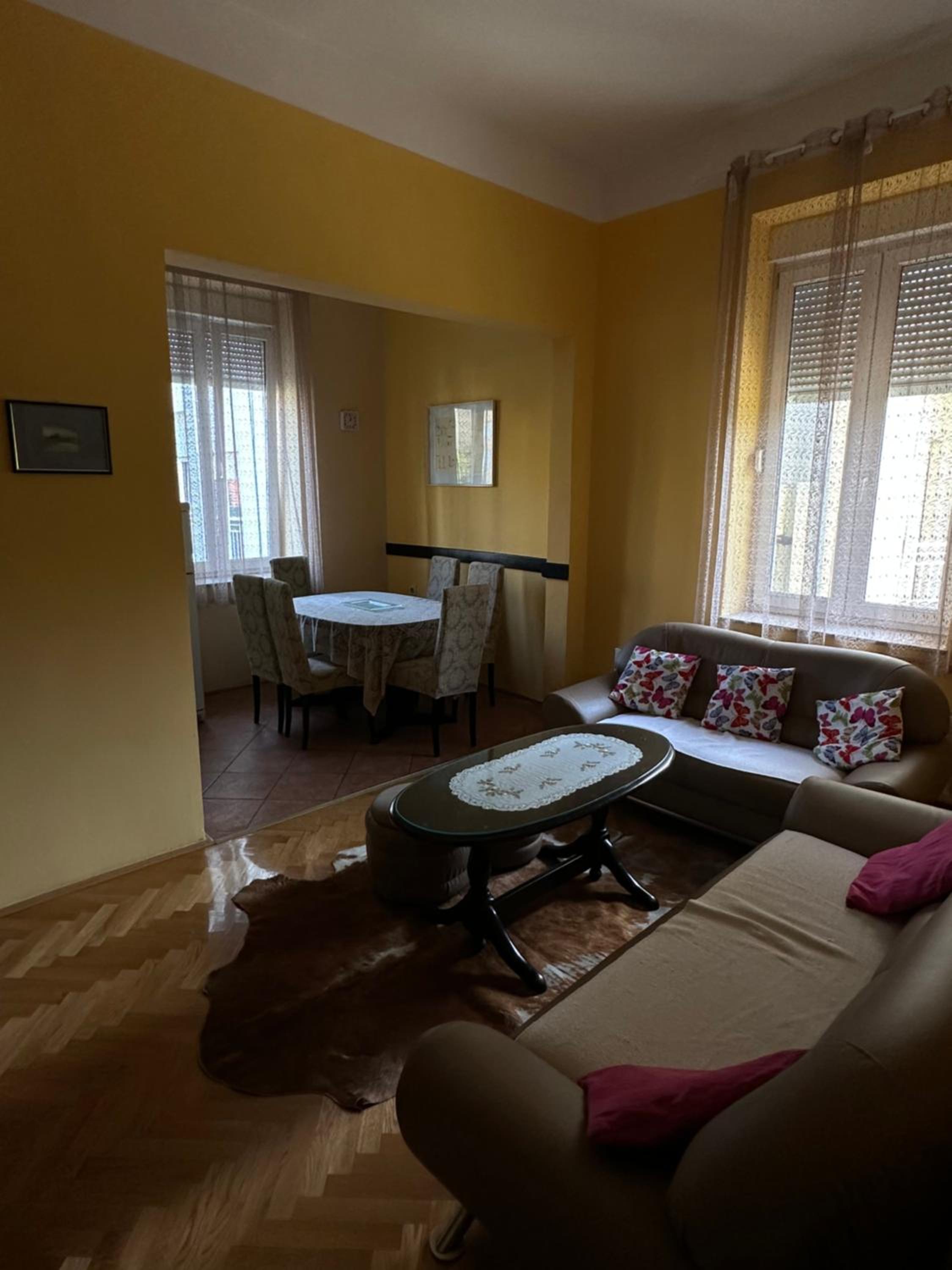 Billy Apartment
