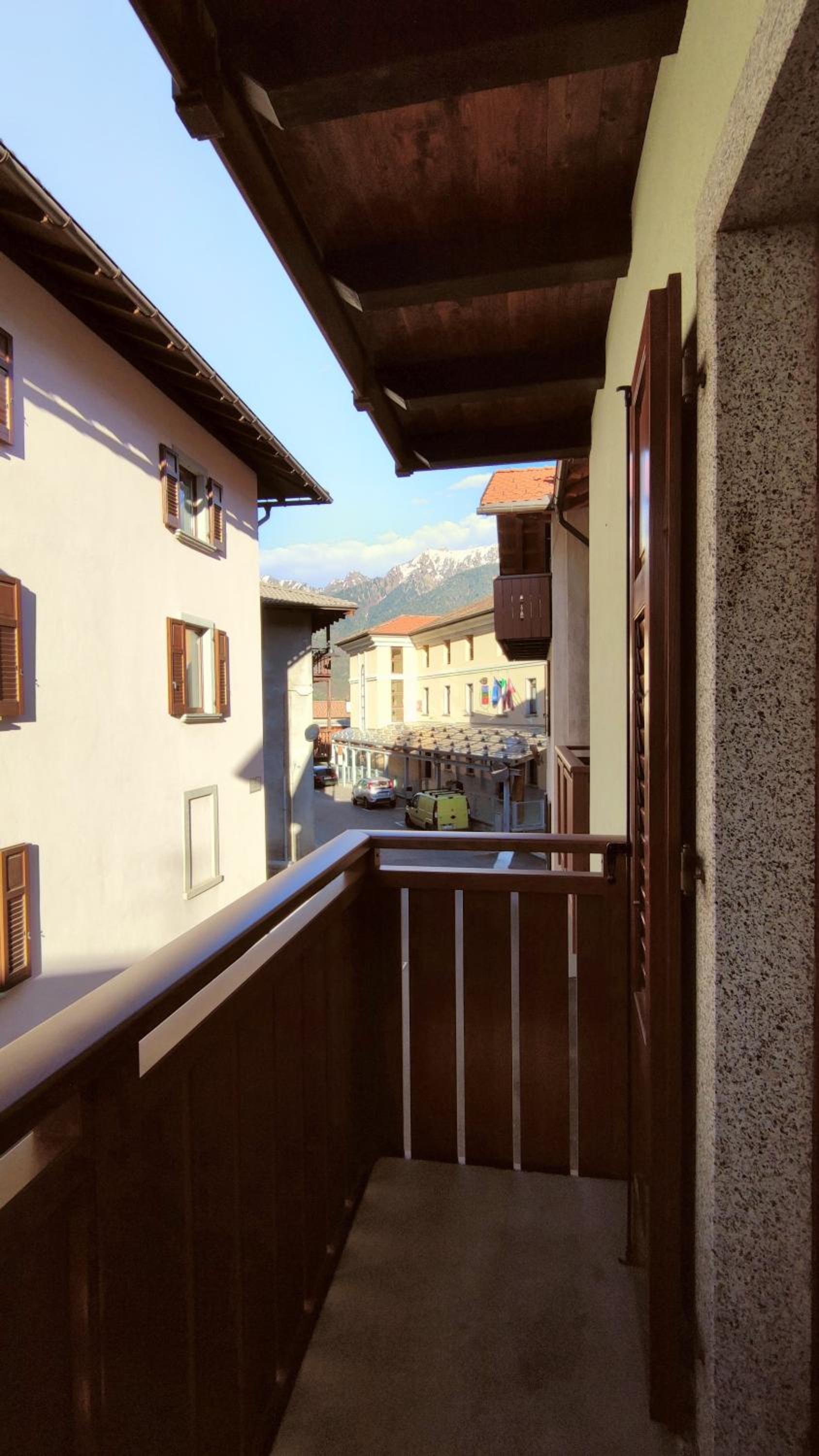 Casa Affitto Daone view 3