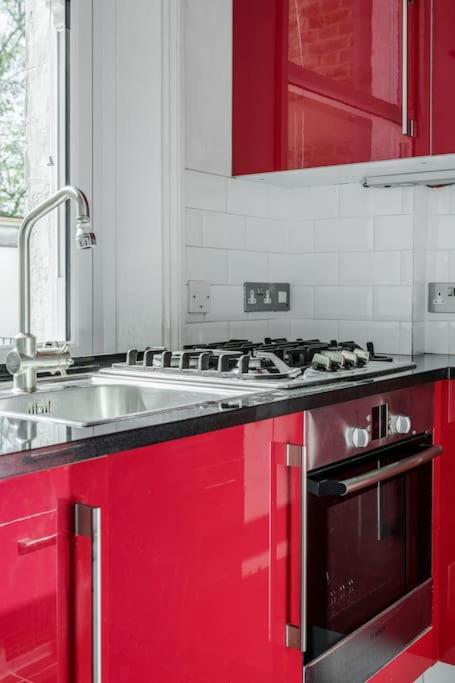 Bright 1-Bedroom Apt in Chelsea
