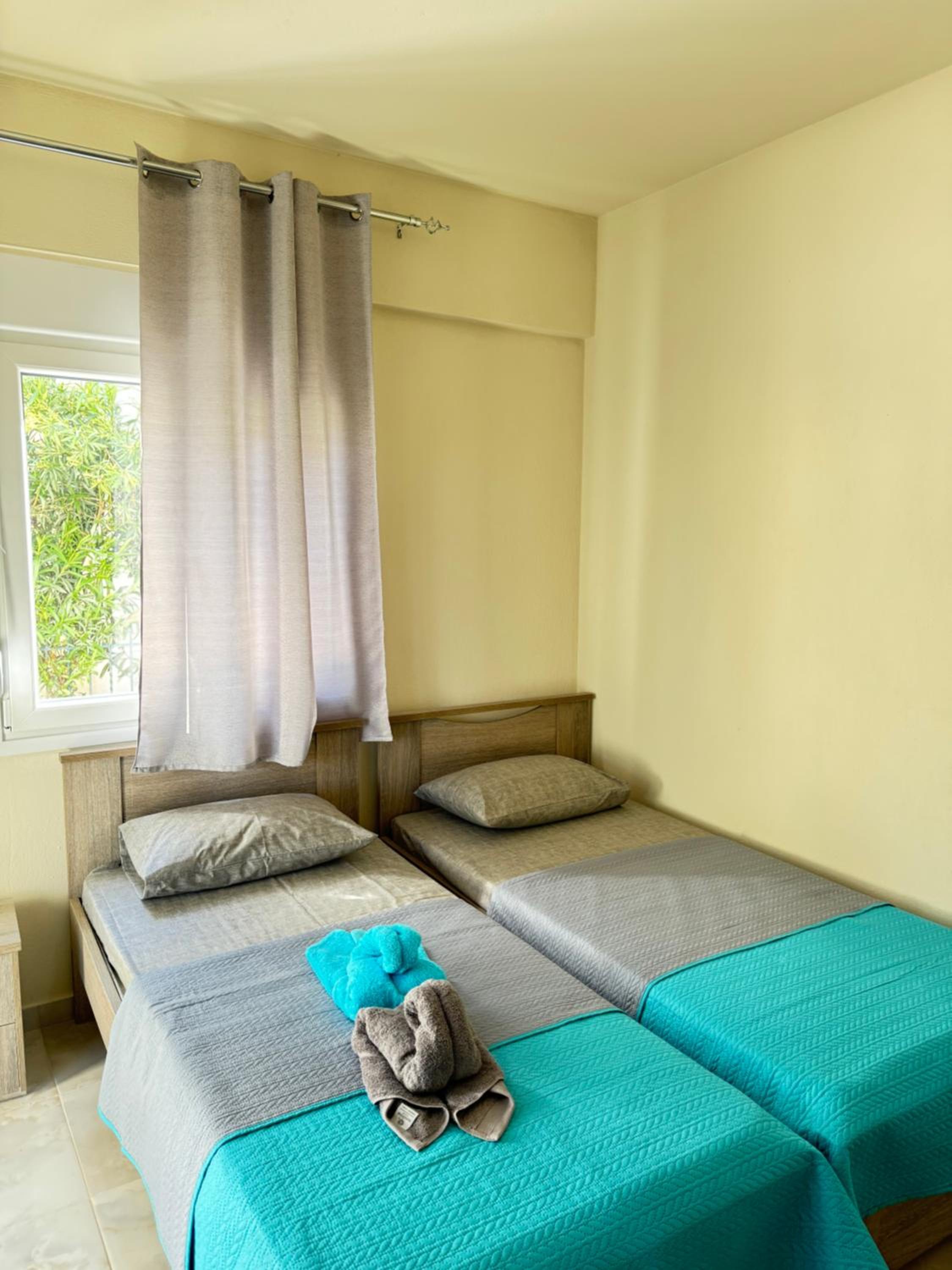Adoniss apartmentss 1 photo 2