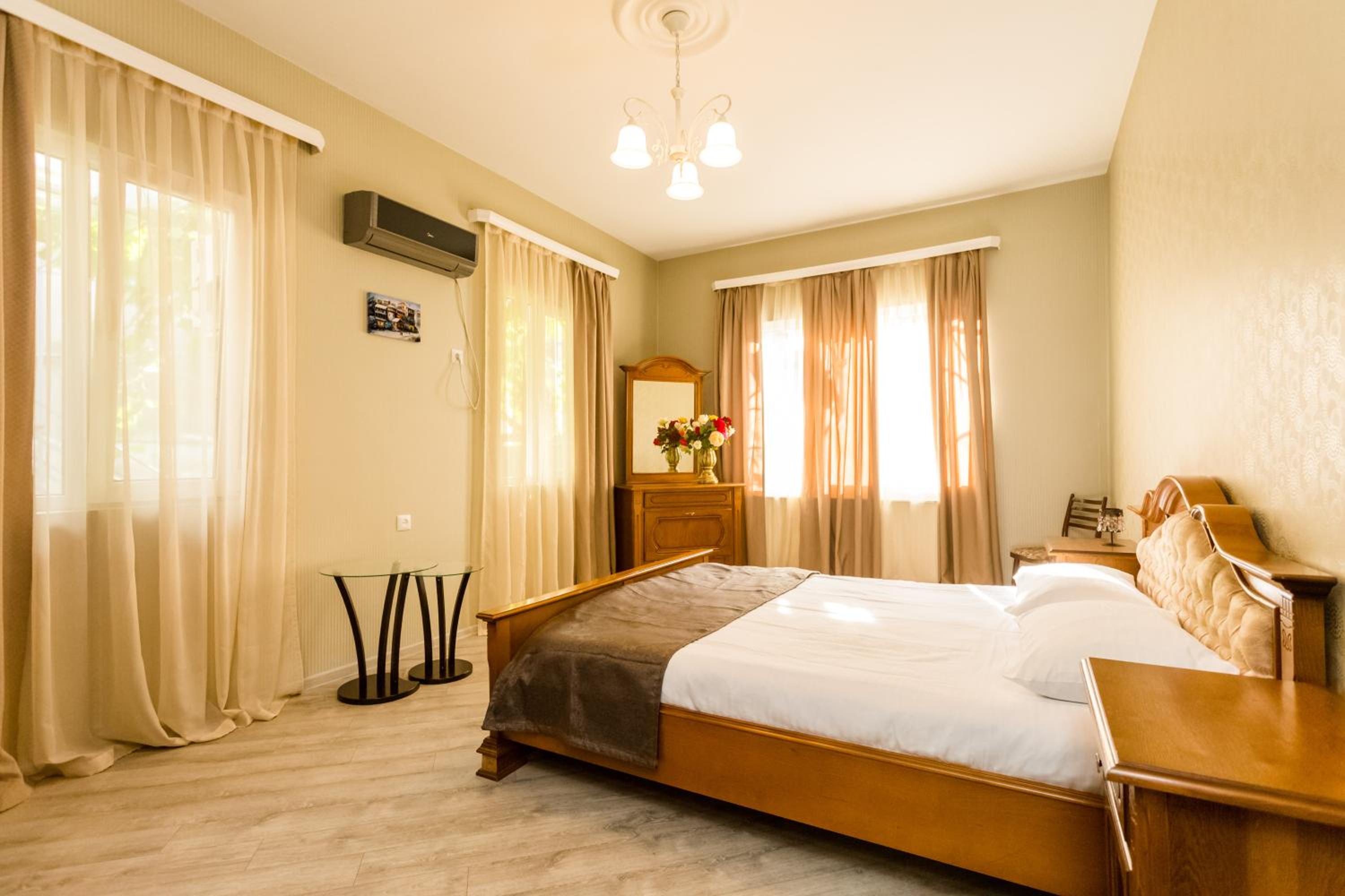 Rustaveli Three Bedroom Apartment Duplex With Private Yard view 3