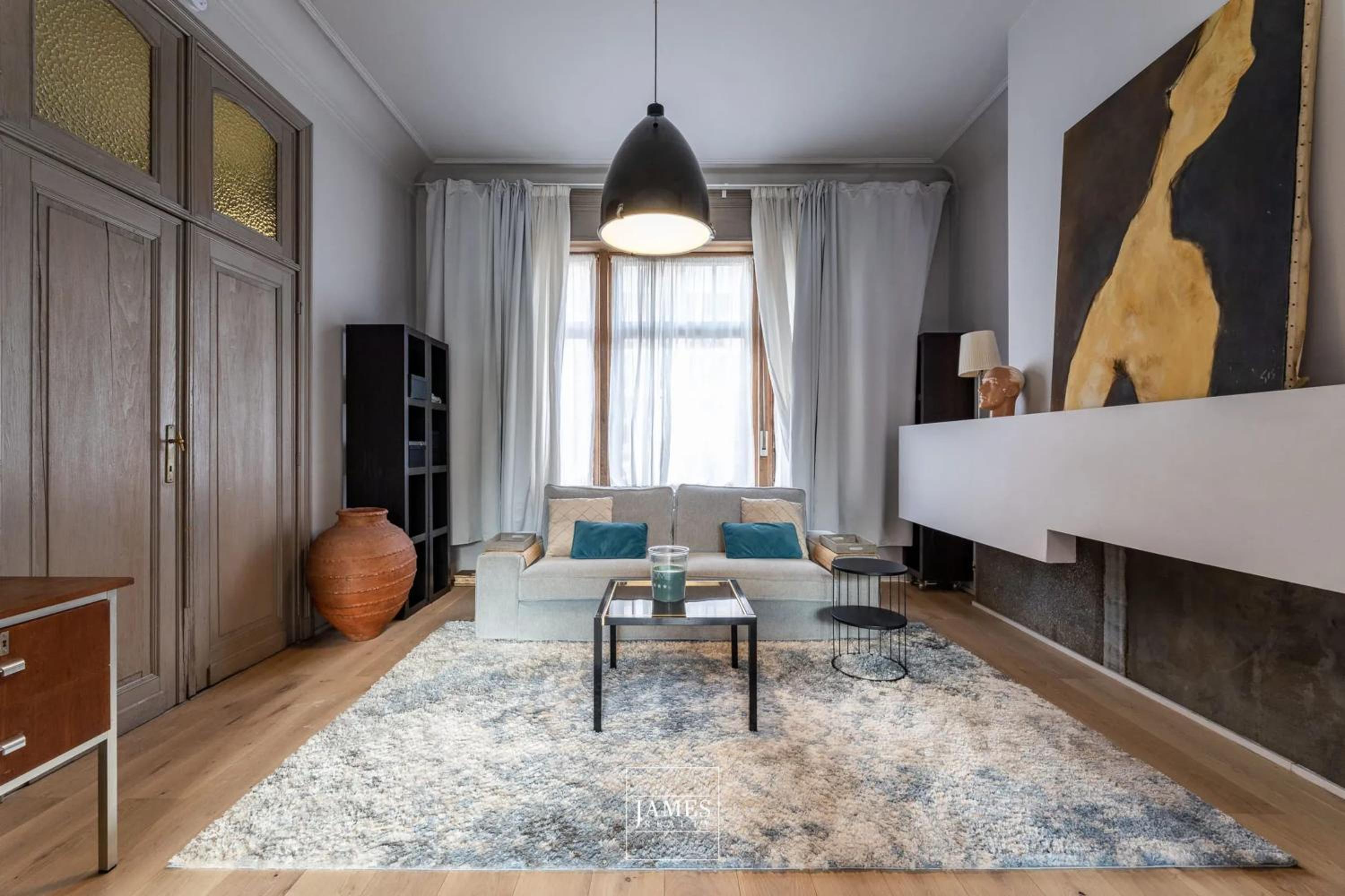 Spacious apartment in Brussels, large private garden