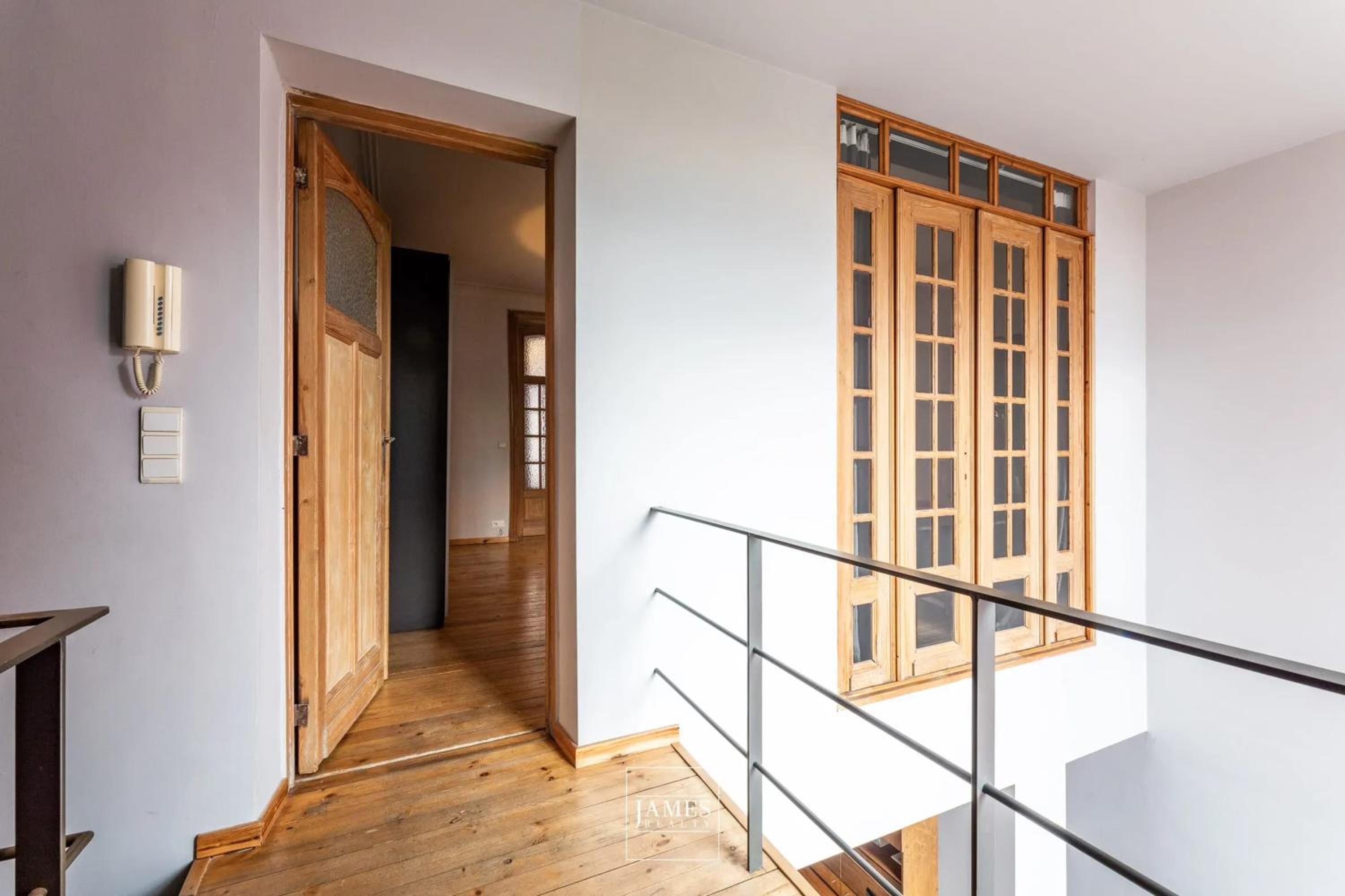 Spacious apartment in Brussels, large private garden