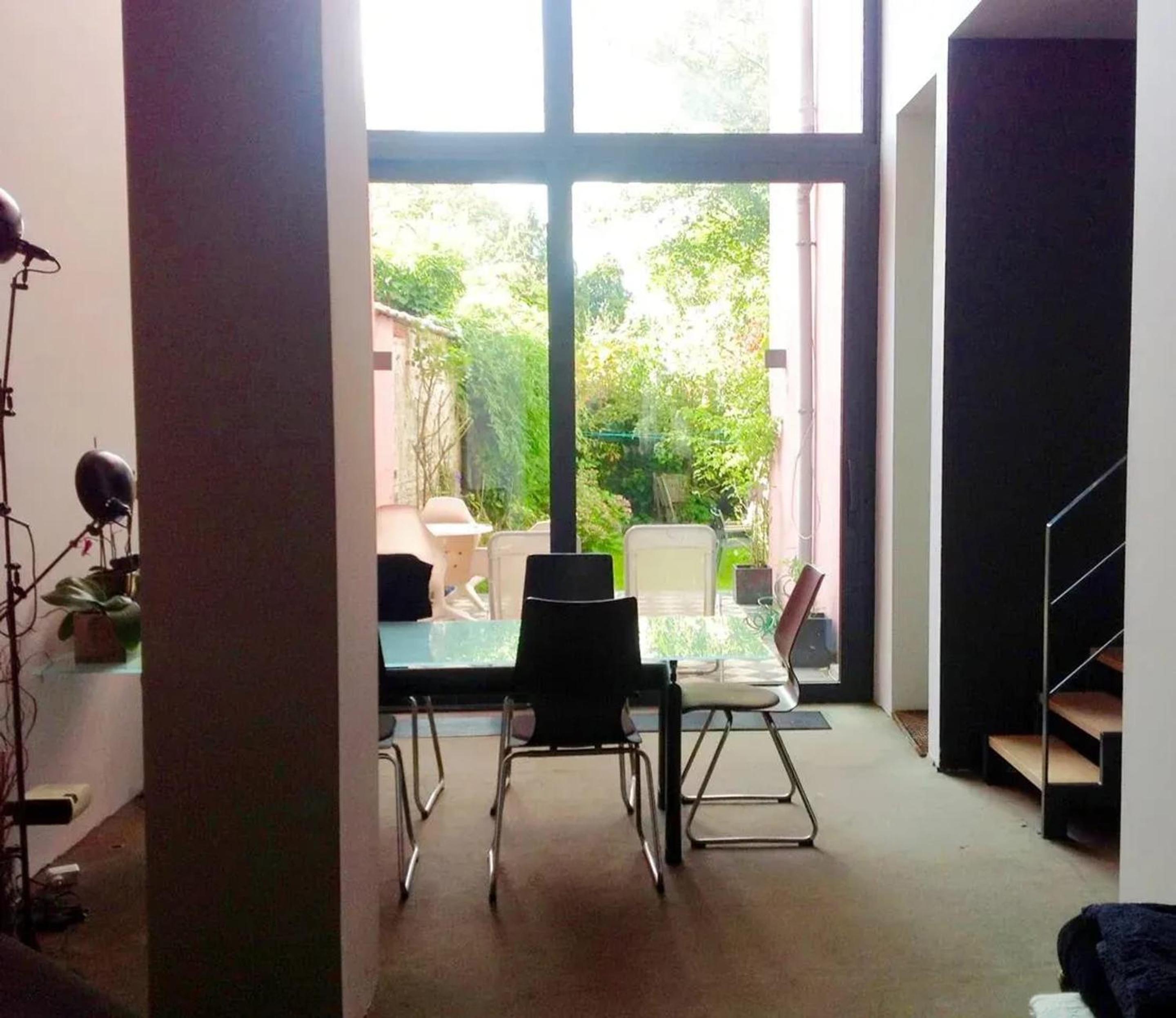 Spacious apartment in Brussels, large private garden