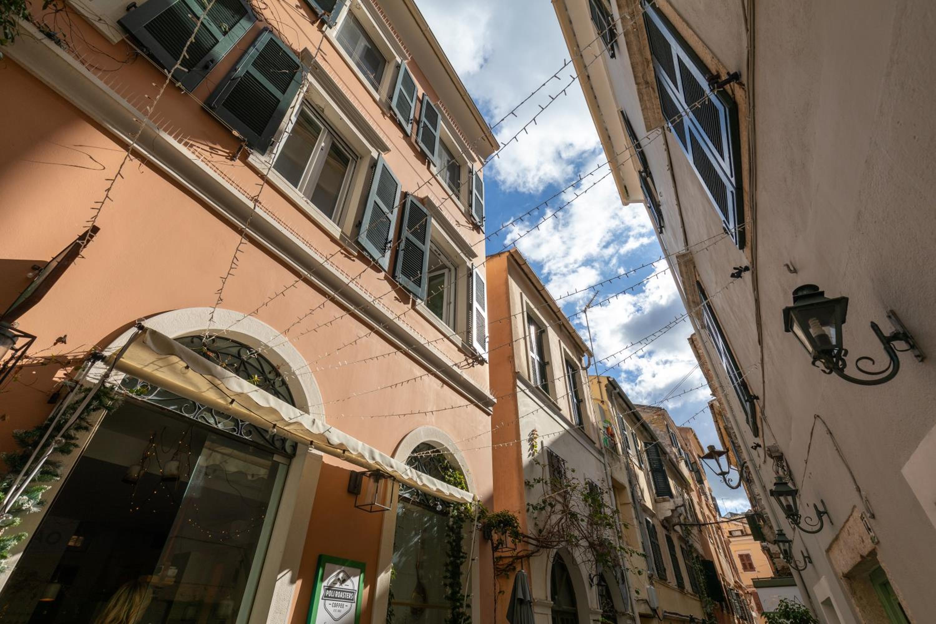 CasaNova Corfu old town center