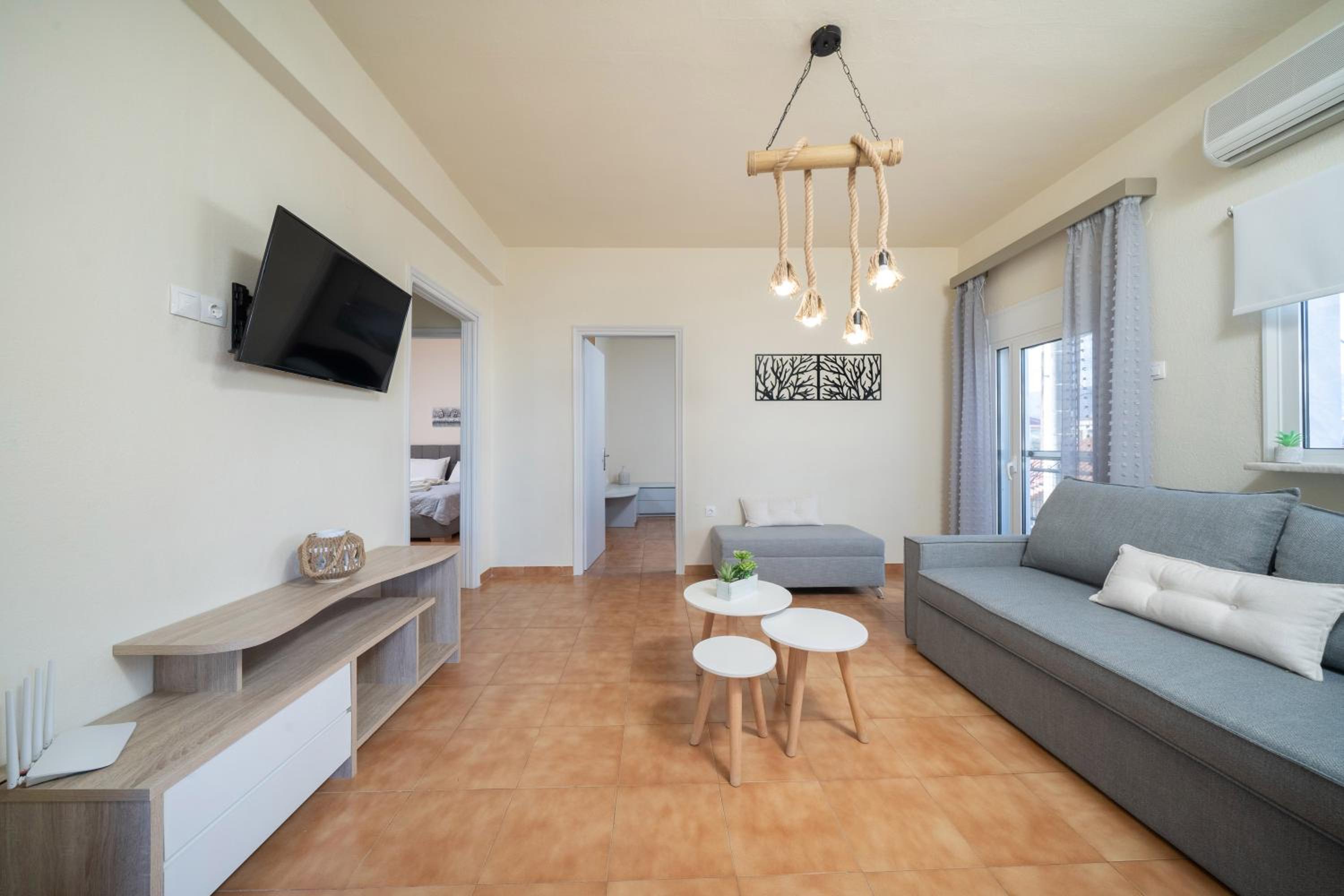 Poline Apartment