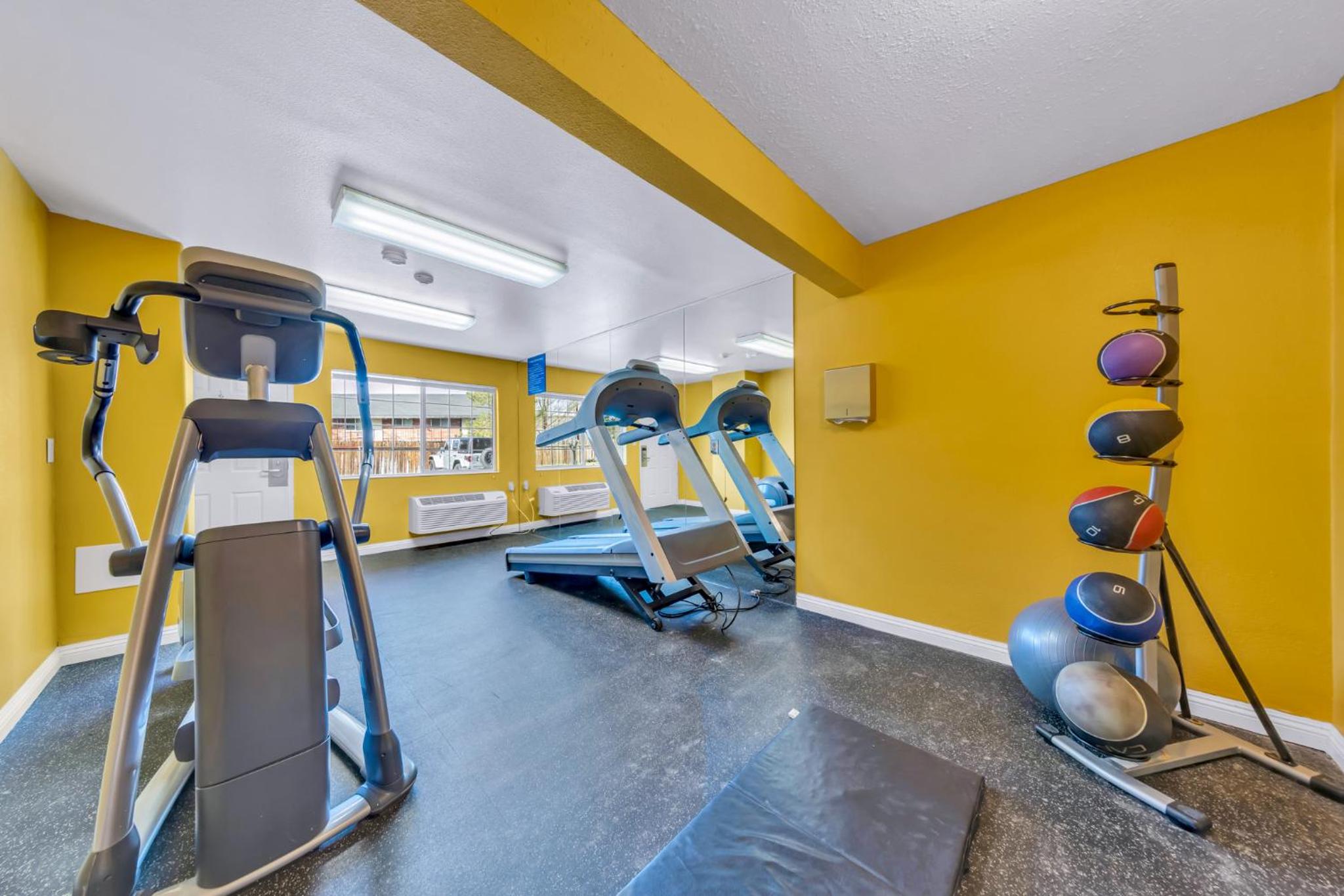 Carson City Vacations - Days Inn by Wyndham Carson City - Property Image 17