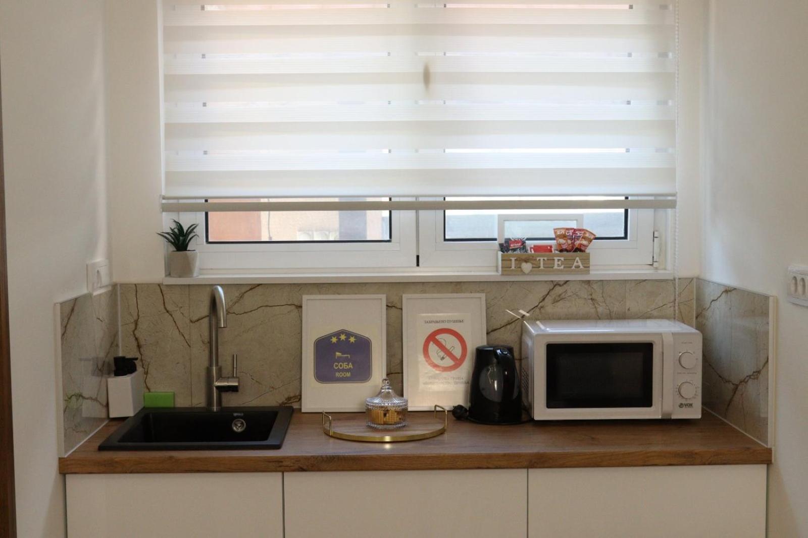 AIRPORT APARTMANI HAPPY HOUSE free parking & early check-in view 4