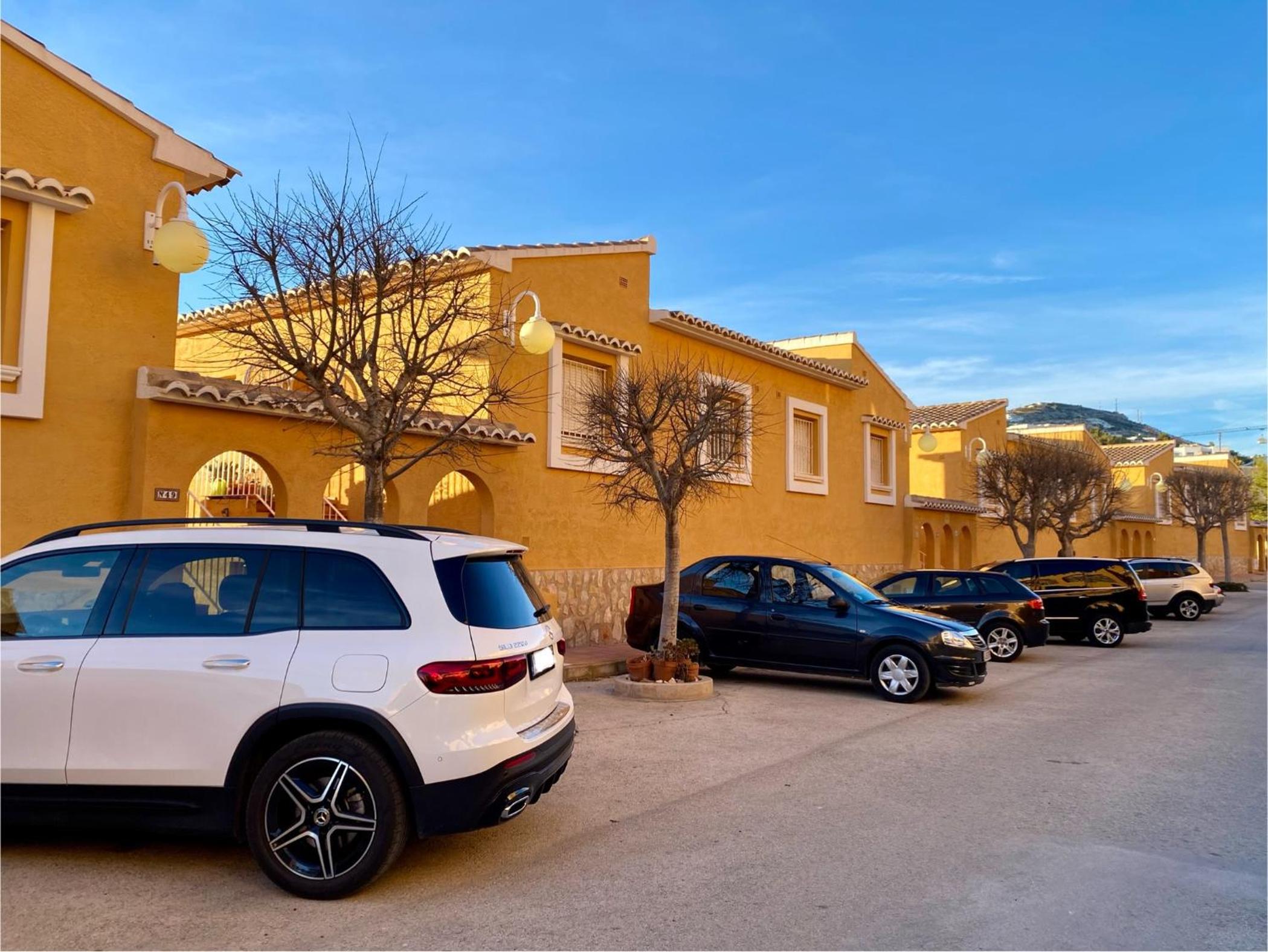 Montacala Holidays House